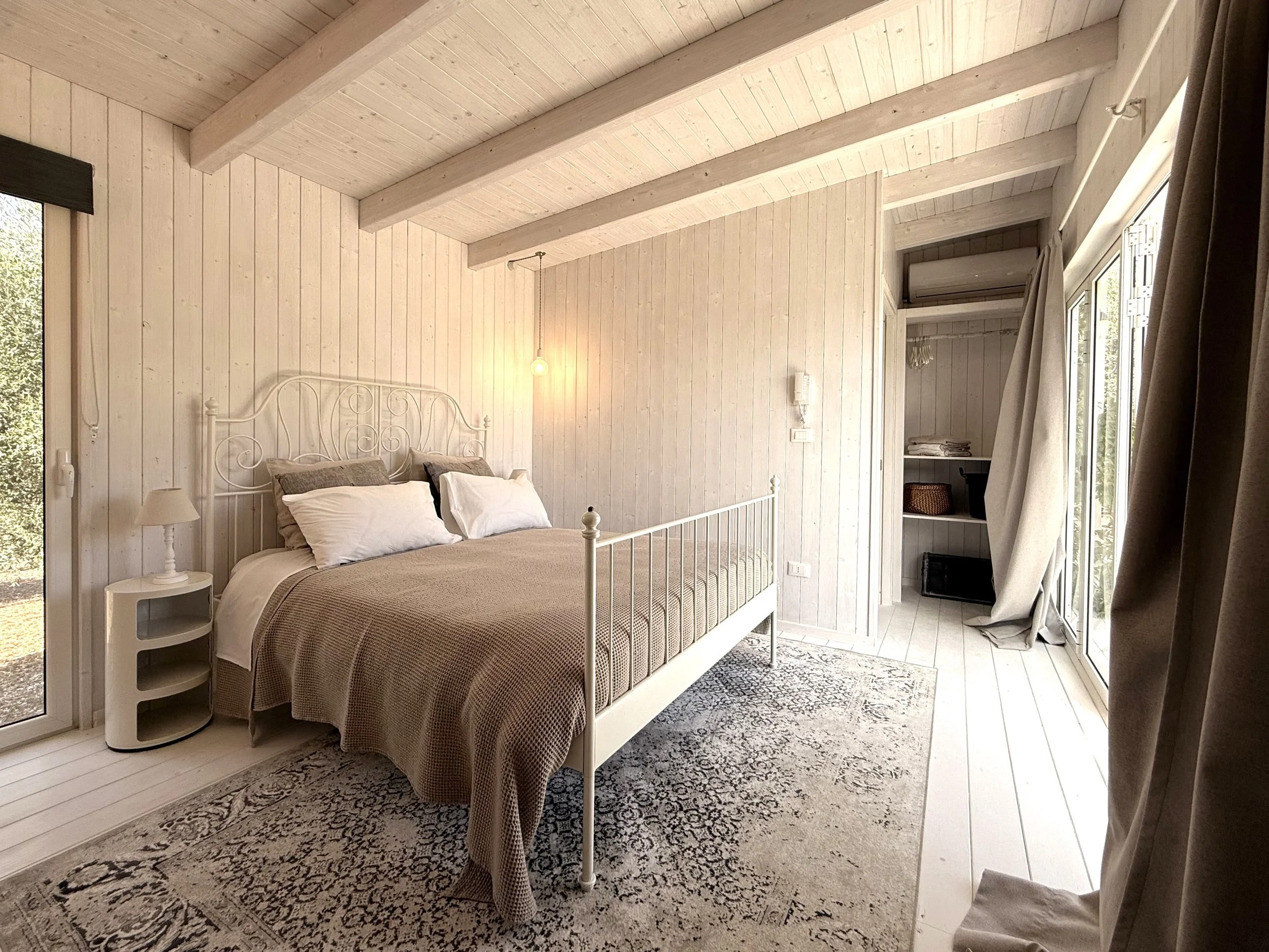 Trullo Piccolo - bed 3.2.jpeg