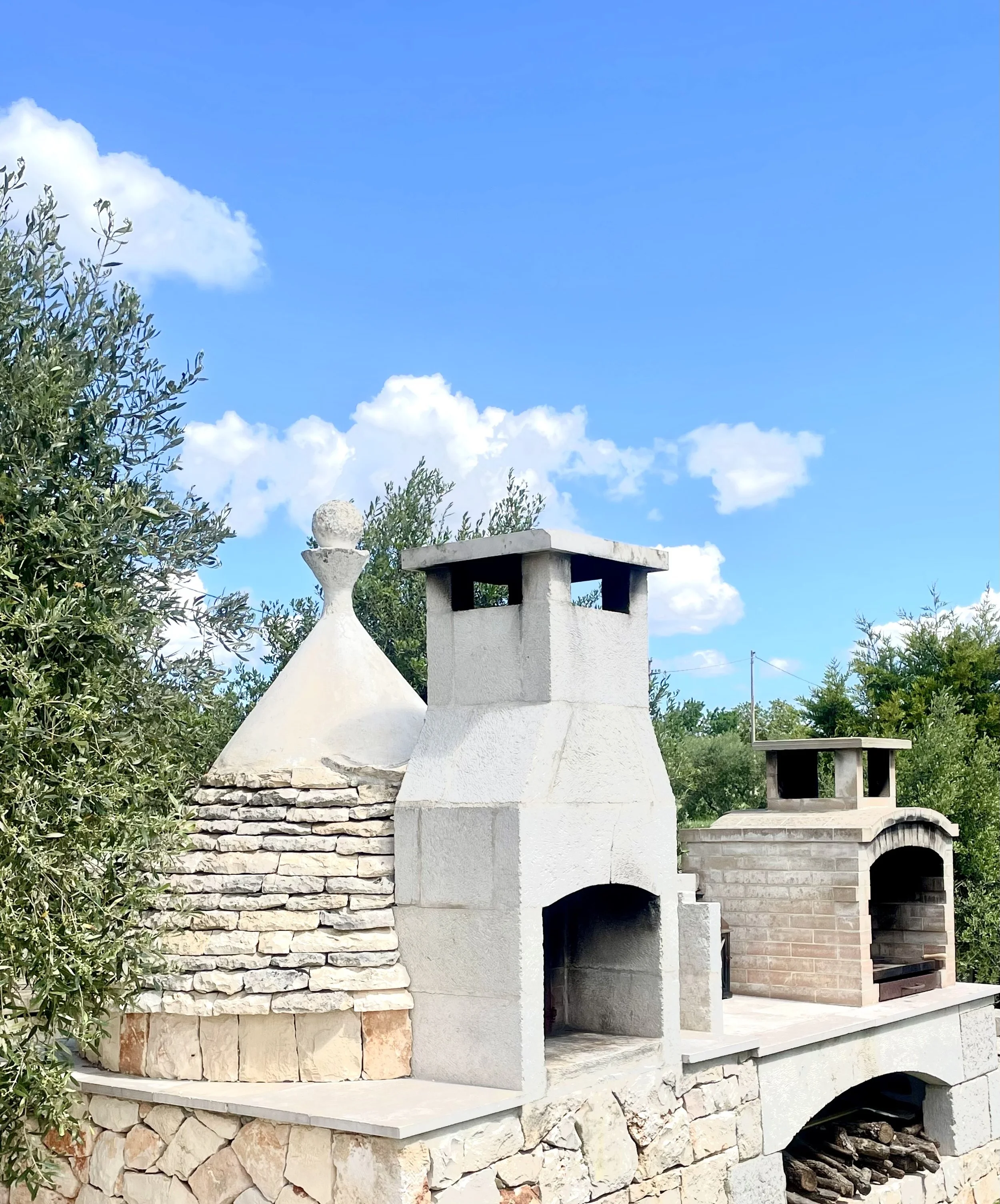 Trullo Piccolo outdoor kitchen 2.jpeg