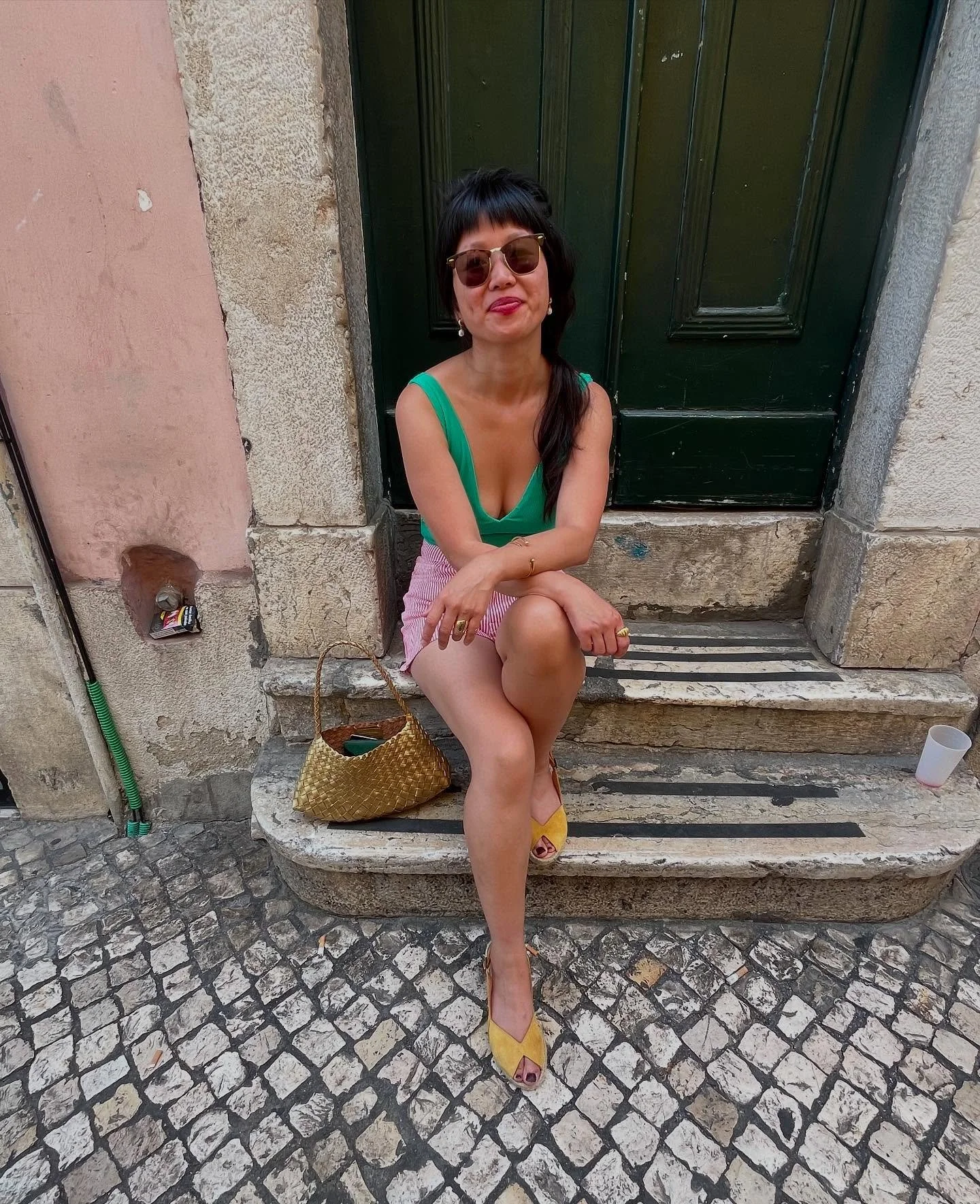 Ever wondered how to pack light for a long summer holiday whilst still having lots of great outfit options?

I&rsquo;ve just returned from a combined city + beach holiday, so here are some tips below to remove the packing panic!

☀️ Pack separates ov