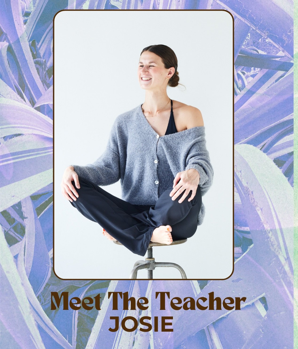 Meet THE TEACHER Josie 🩵💙
@josiexpilates 
Was ist Bewegung f&uuml;r dich: 

Bewegung ist f&uuml;r mich Ausgleich, Balance und Freiheit

2. Ein Satz der mich begleitet: 
&bdquo;Das Leben ist wie Fahrrad fahren. Um die Balance zu halten, m&uuml;ssen 