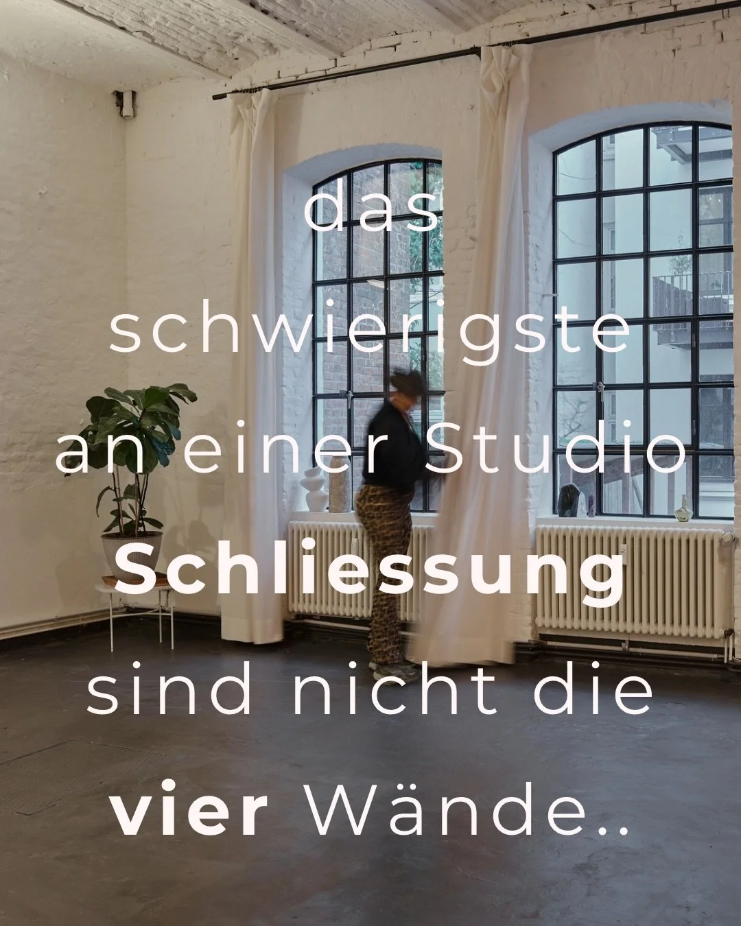Seit einigen Tagen begleitet mich dieser Gedanke.

Vielleicht, weil ich urspr&uuml;nglich aus der Kunst komme. Dort habe ich gelernt, dass R&auml;ume mehr sind als vier W&auml;nde. Sie werden lebendig durch das, was in ihnen geschieht.

Dieses Studio