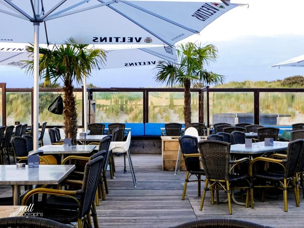 Beachclub Looxs ist eines der Restaurants in Ouddorp