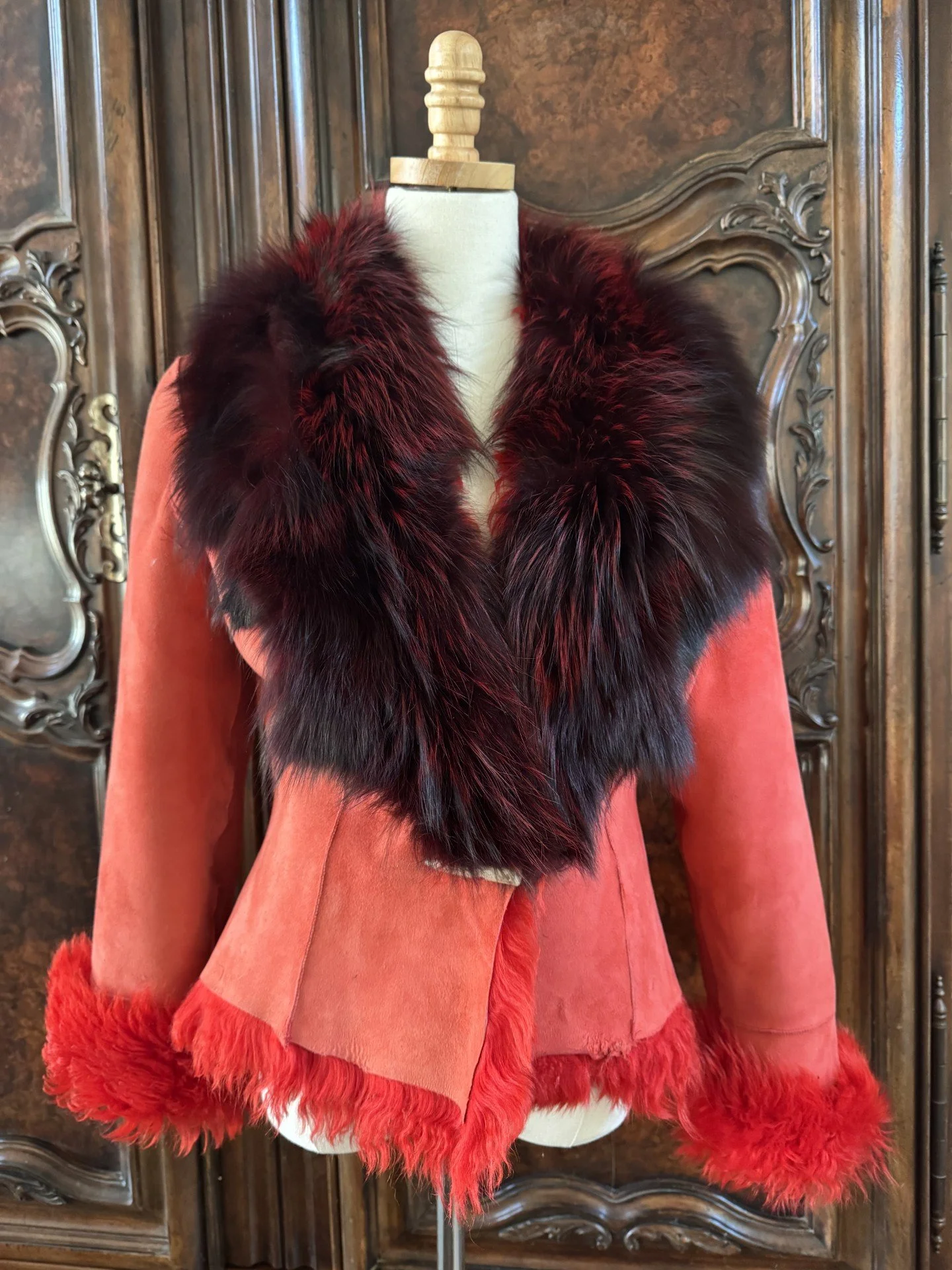 woman coat orange 1.jpg