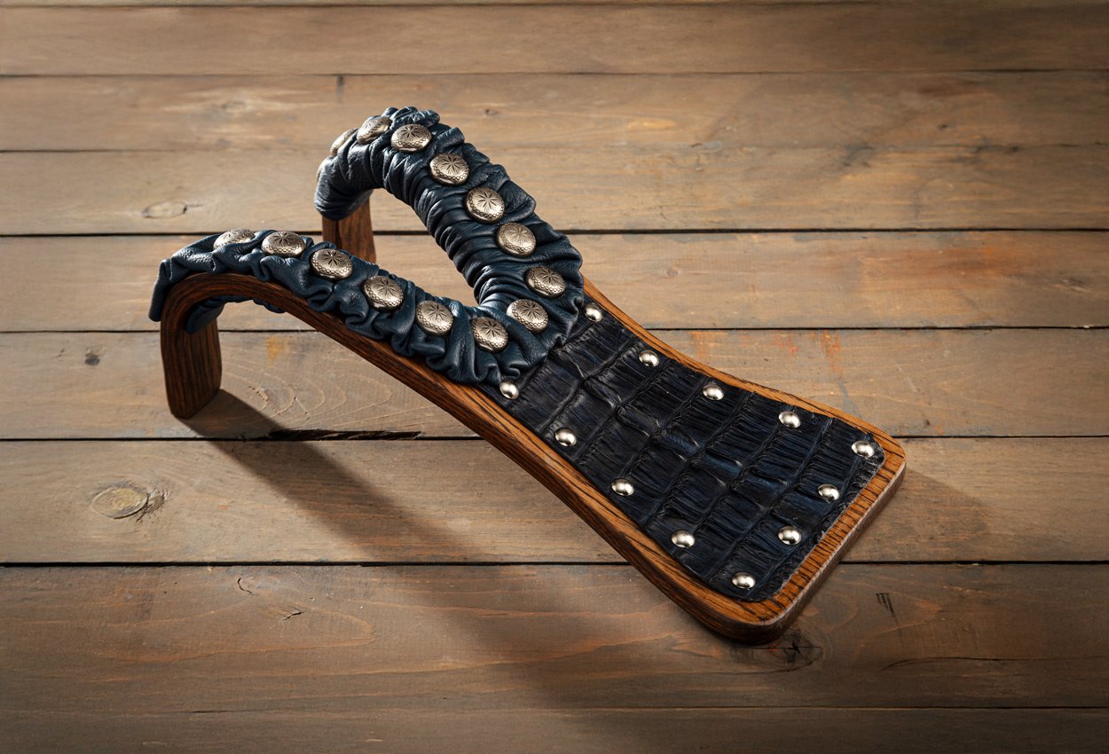 Hornback Caiman_Denim_251203_001.jpg