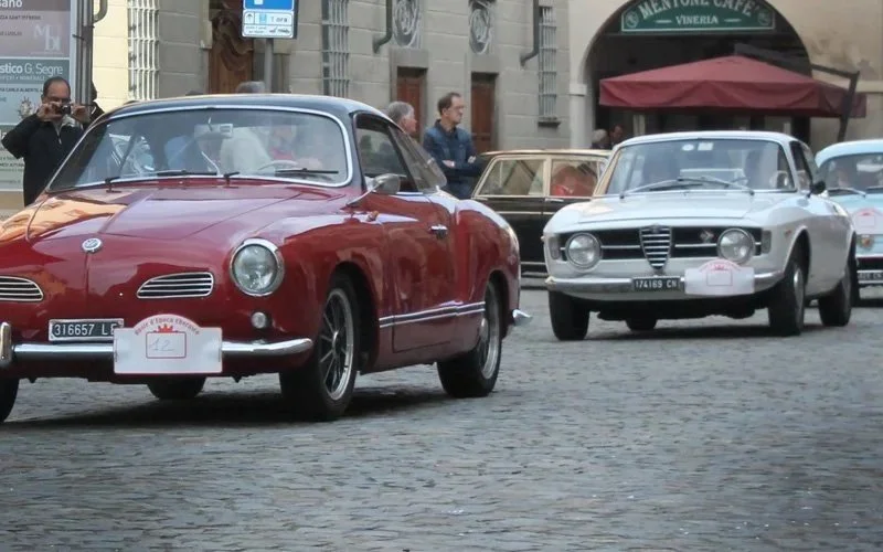 Alfa Romeo Giulia e Lancia "sfidano" le Auto d’Epoca