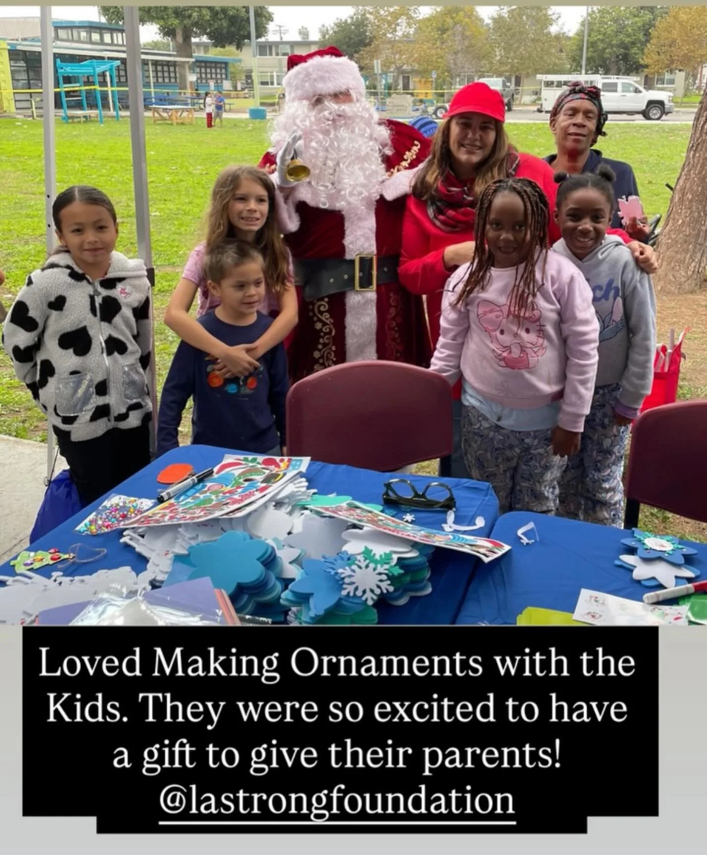 @lastrongfoundation x @darbywoods 

You are an amazing person, fire survivor, and volunteer. Always there to help. 

We are proud to support @thehelperfoundation with toys 🧸 and arts and crafts projects to make new memories this holiday season. 

@h