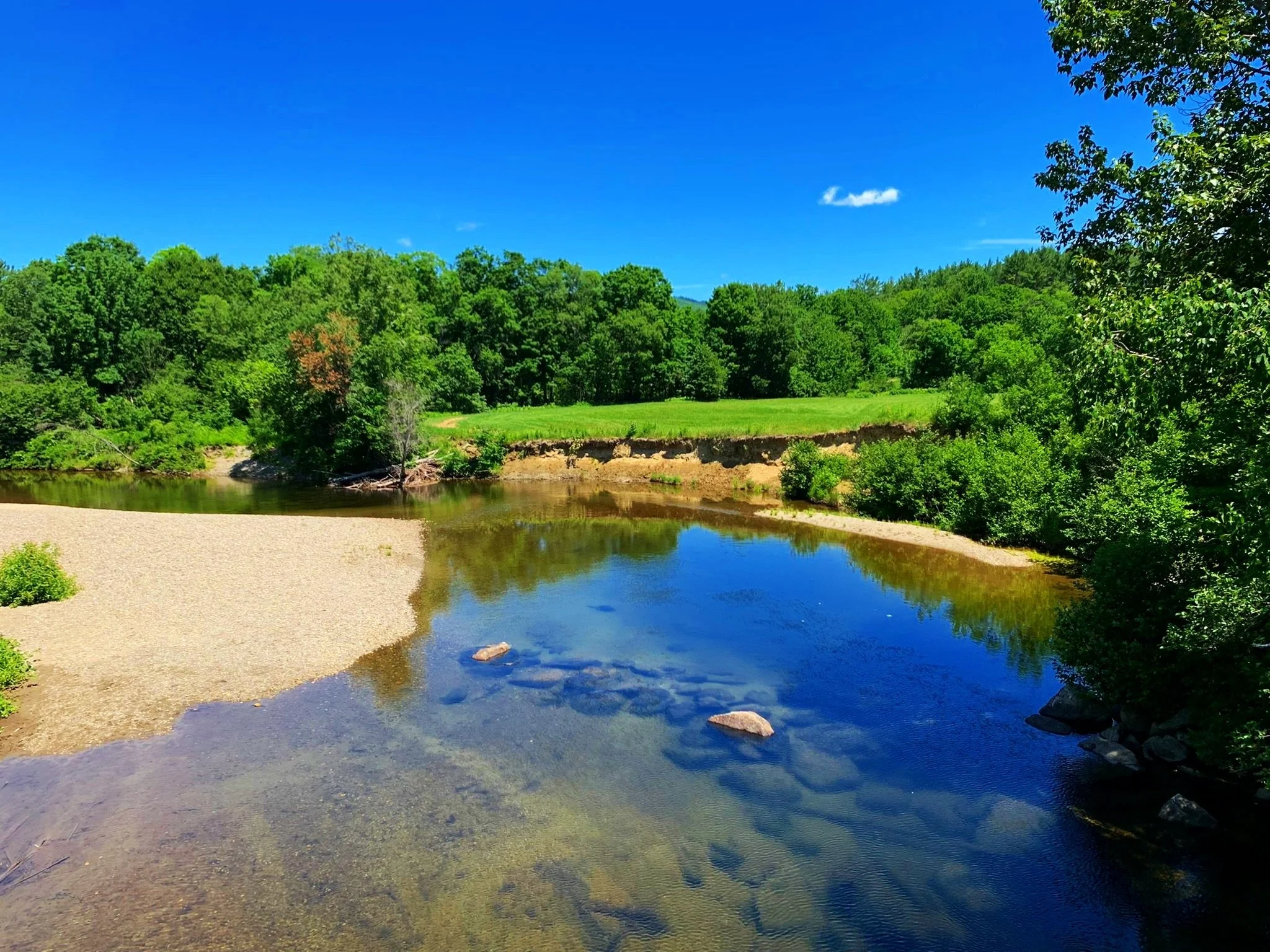 Santosha at Hillholm Estate River