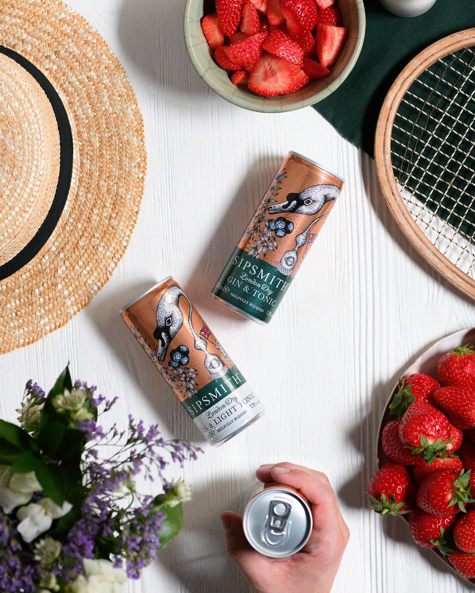 Sipsmith-Ready-to-Sip-Wimbledon-GIF.gif