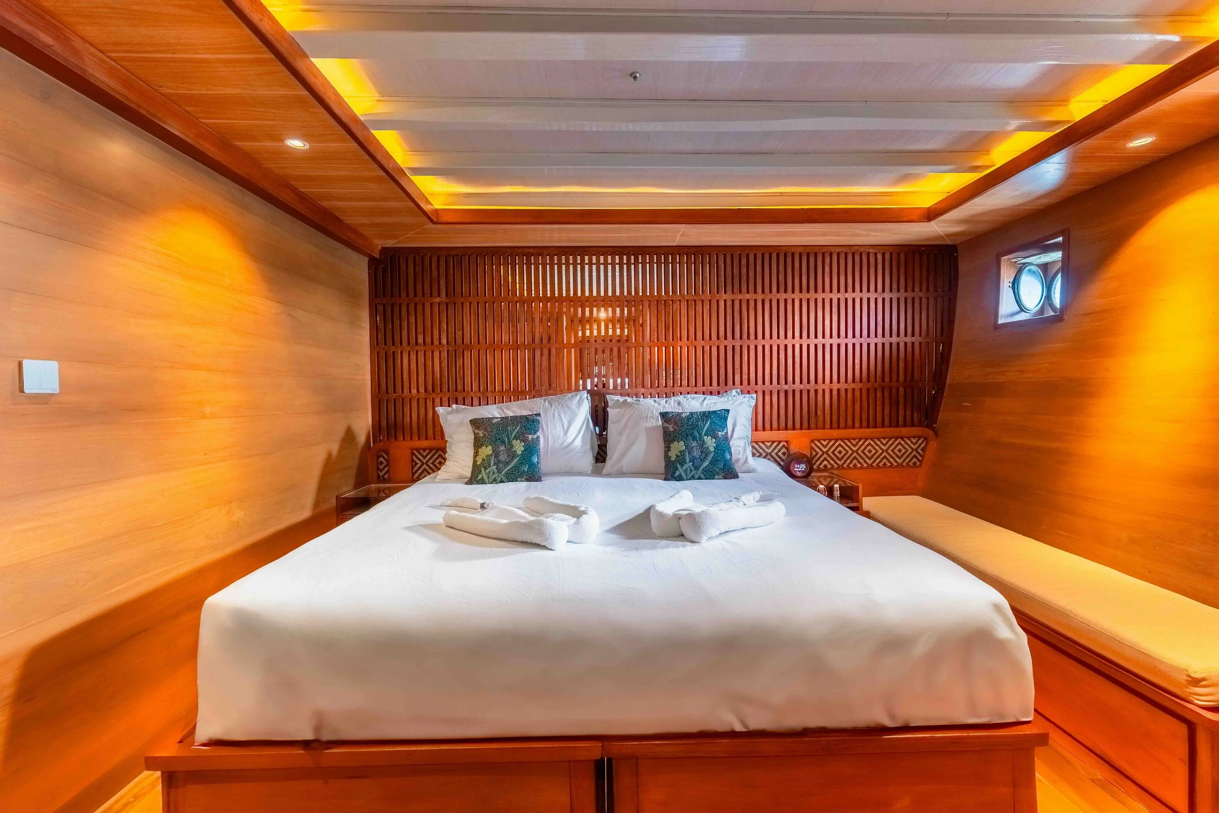 cabin 2 lower deck--5.jpeg