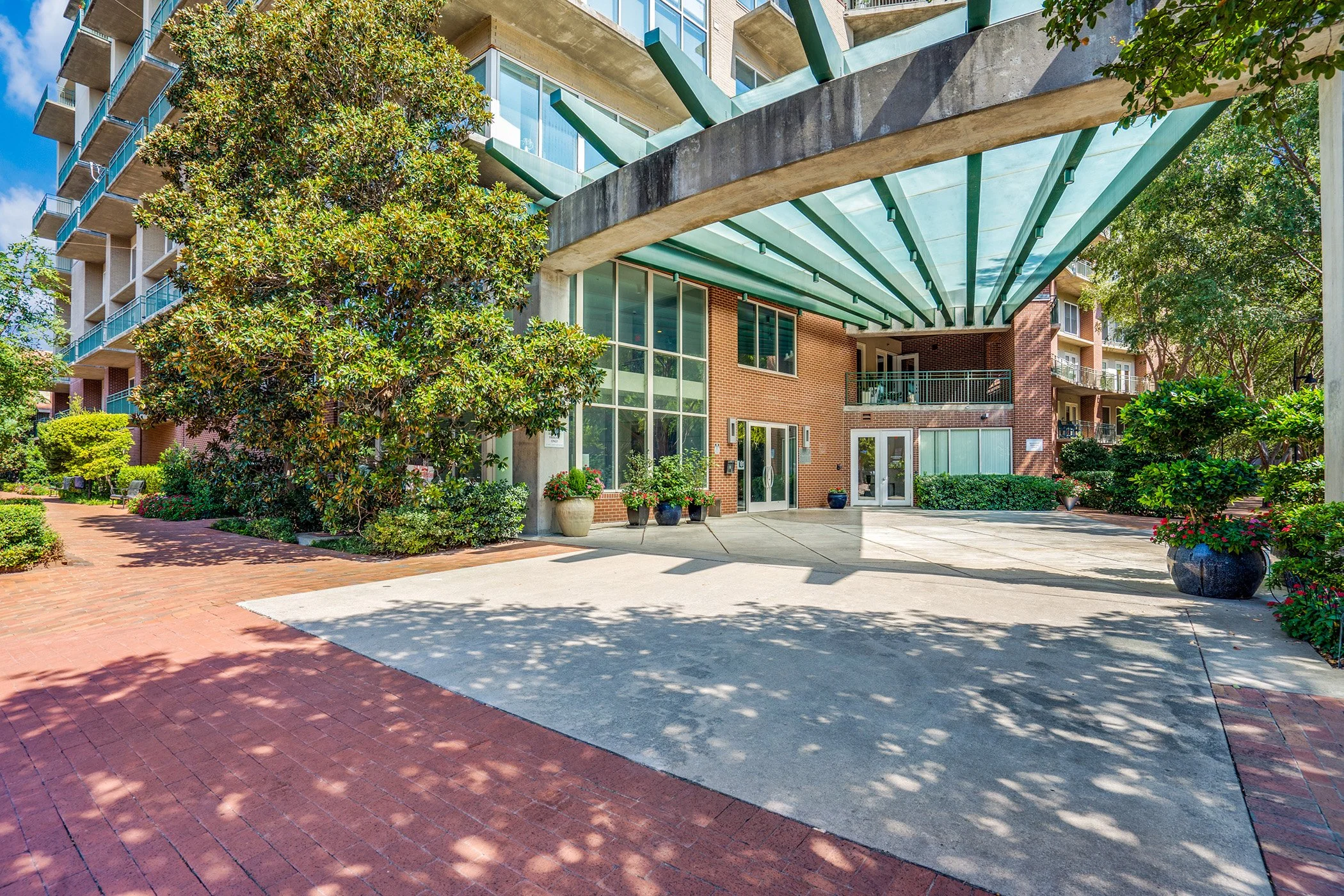 Onsite Management Office