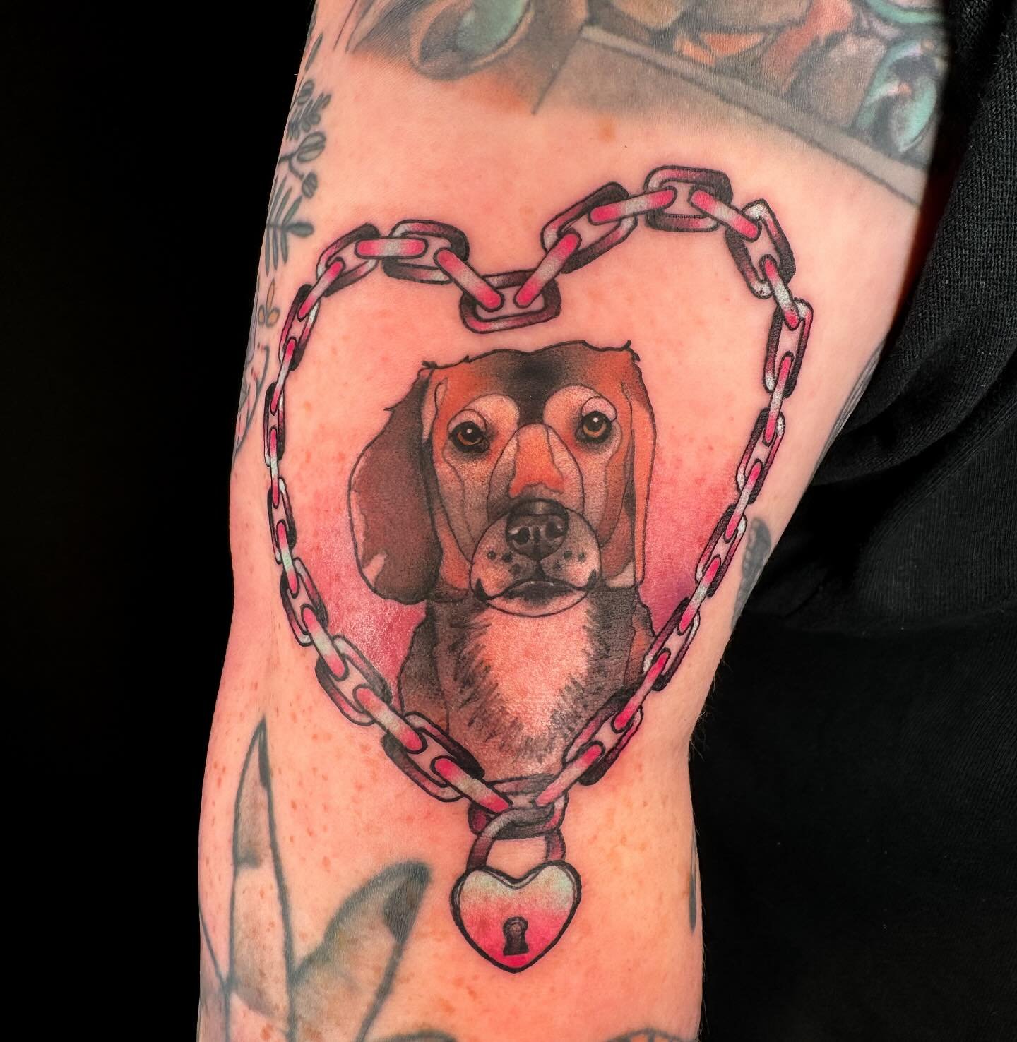 🩷 Deedee forever 🩷
For my dear friend and long time client Rachel. My heart breaks for you, I’m so happy we could make sure Deedee is with you forever now. She’s playing happily somewhere over the rainbow bridge 🌈. We went for a Lisa