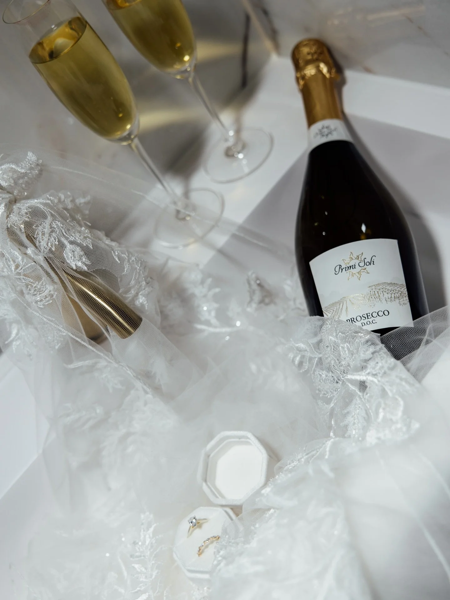 Who doesn&rsquo;t love a bit of bridal prep? 

You don&rsquo;t need full day coverage to have those special getting-ready moments captured. I can arrive 30 minutes before you step into your dress to photograph the final touches and create some beauti