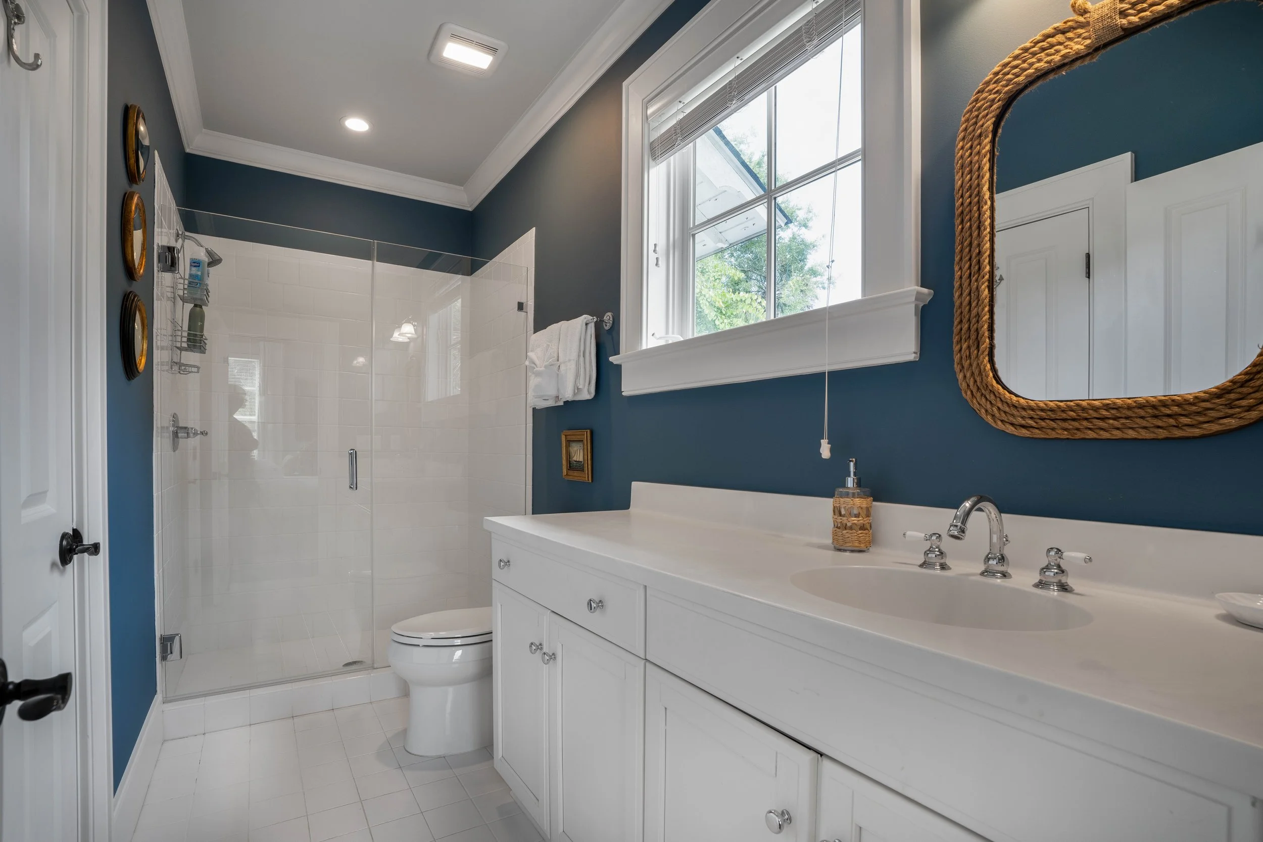 guest house bathroom.jpg