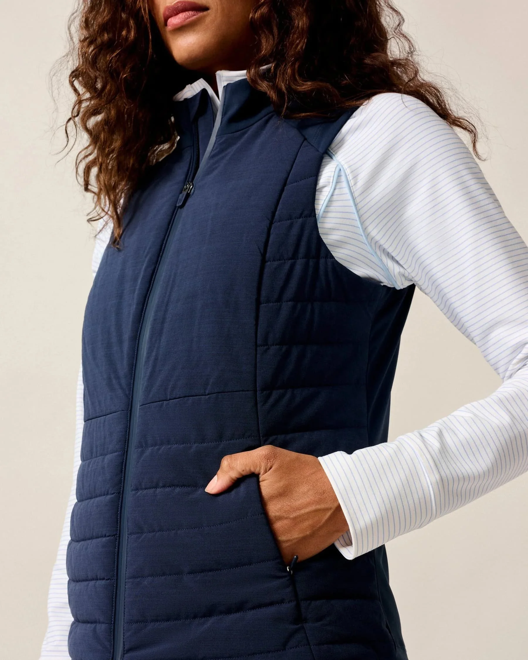 FA25_WOMENS_OF_VICTORIA_JWVT100010_NAVY_076.jpg