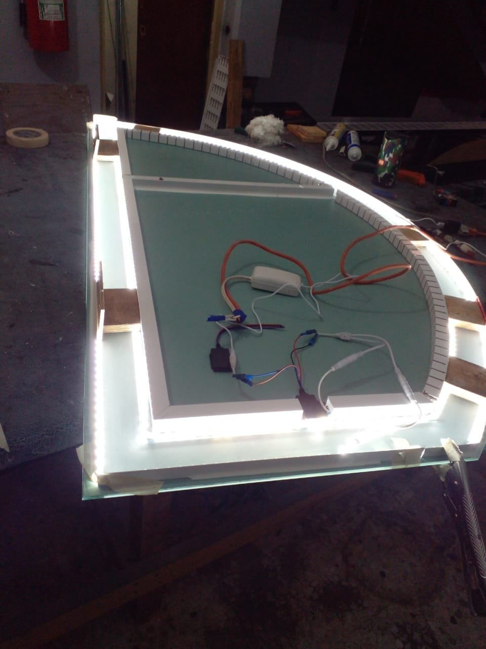 FABRICACION ESPEJO LED DANMAN