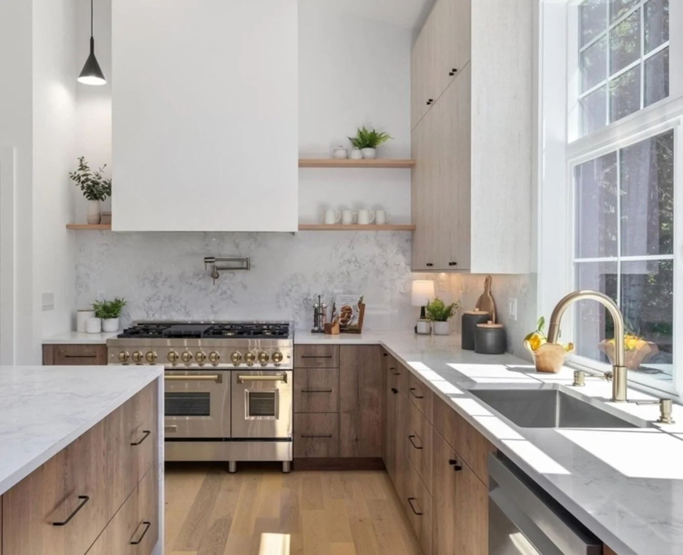 Contemporary European Kitchen Remodel by Free Design Cabinets & Kitchen project photo