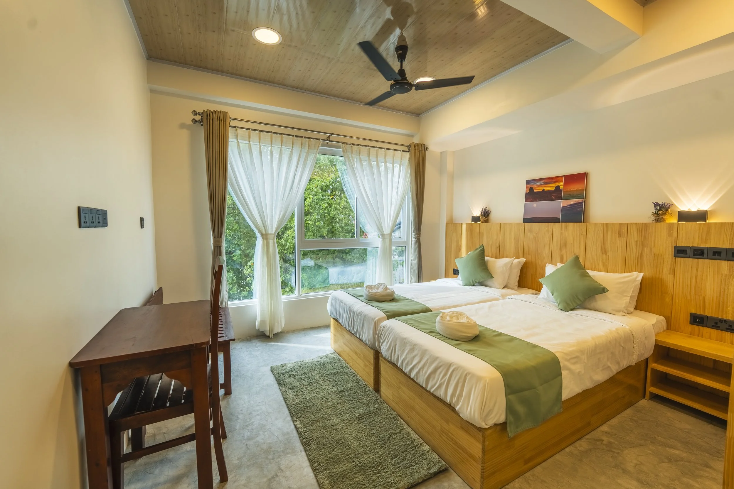 blissview-maldives-standard-double-room.jpg