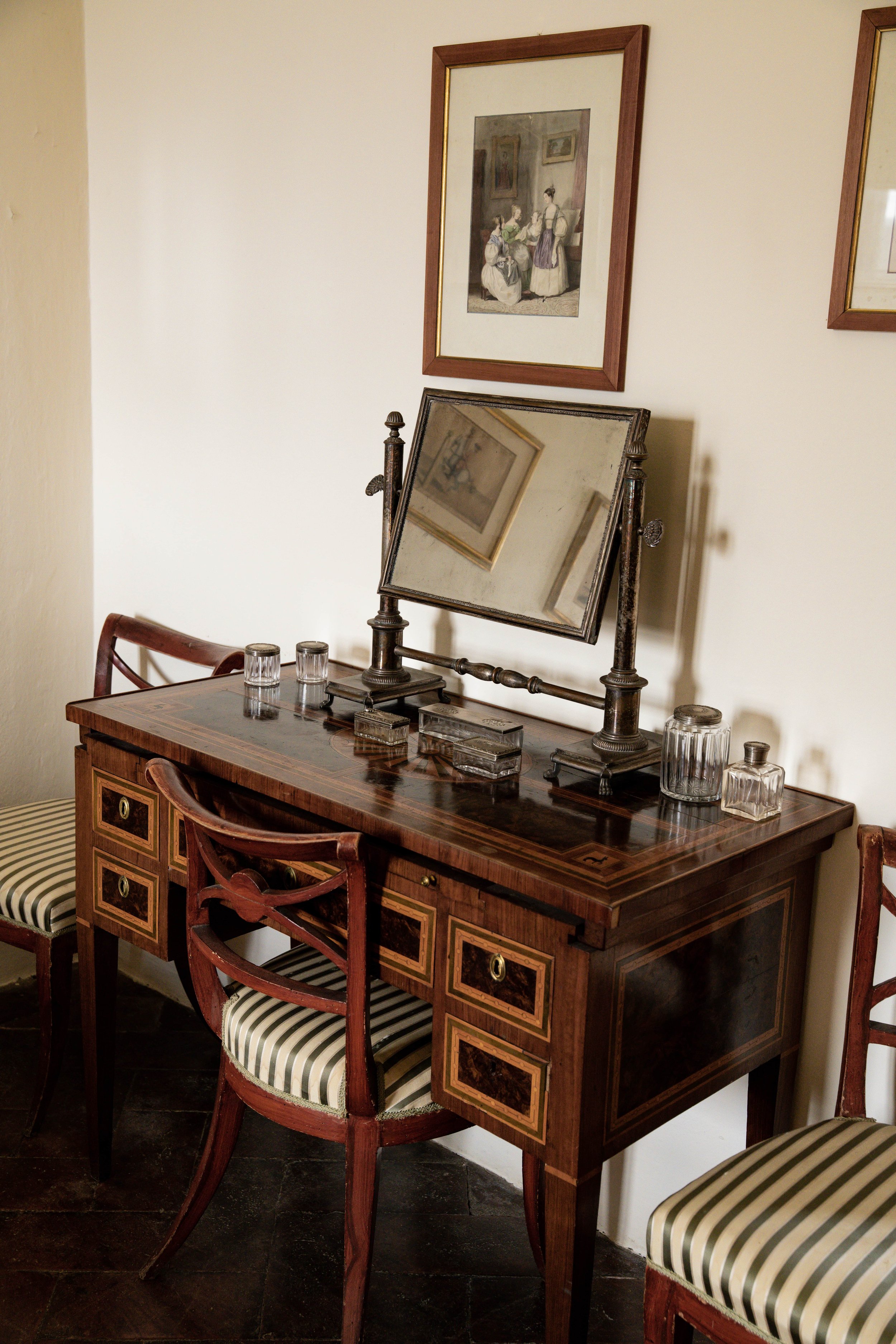 Castle_indoor_rooms_marchese_bedroom_04.jpeg