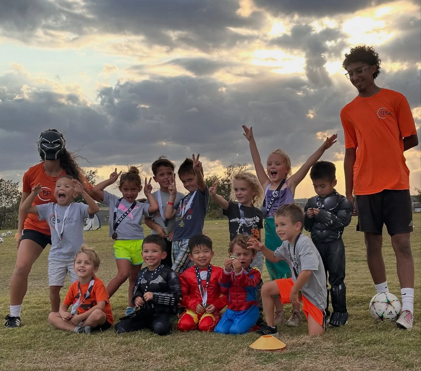 We&rsquo;re kicking off Halloween week in style! 🎃⚽️ From Oct 25&ndash;30, tinys, minis, pre-academy + academy can wear their costumes to training &mdash; just make sure you can still move and groove 👟💀

*No Friday Footy on Oct 31 👻

#EPSA #EPSpo