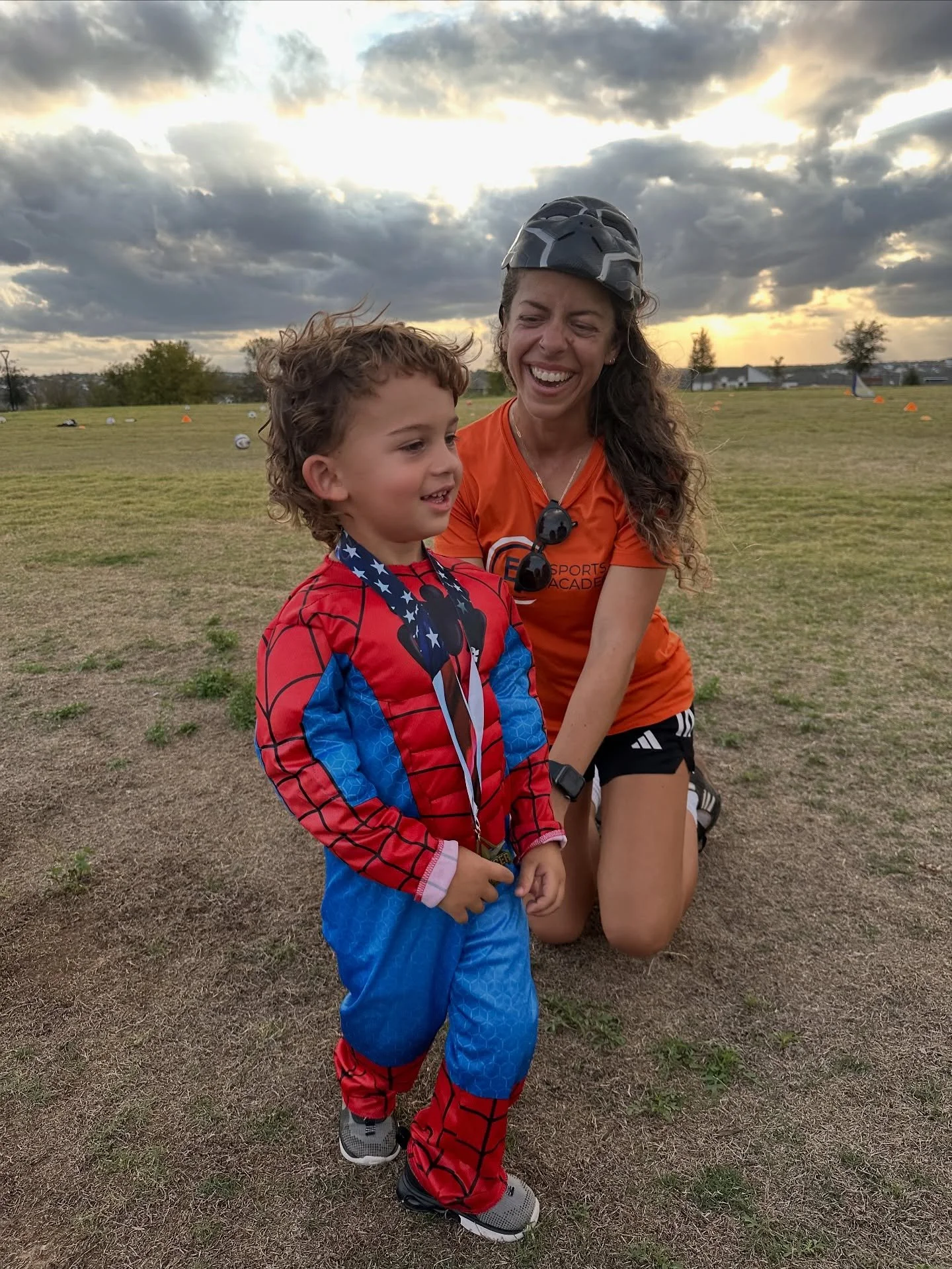 Tricks, treats, and training 🎃⚽️ It’s Halloween week! All week tinys, minis, pre-academy + academy players can show off their costumes at practice (as long as you can still kick + move 👻)
🚨 Reminder! No Friday Footy on October 31 
#EPSA #A
