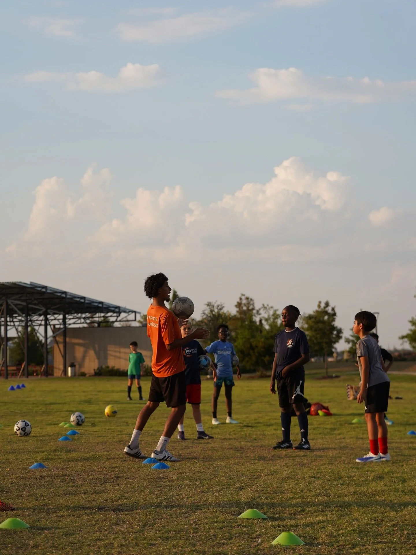 Development doesn&rsquo;t pause for winter. Technique, tactical depth, and Intensity is built year-round at EPSA. 💪☀️

#youthsports #kidsdevelopment #epsportsacademy #confidencebuilding #austinparents