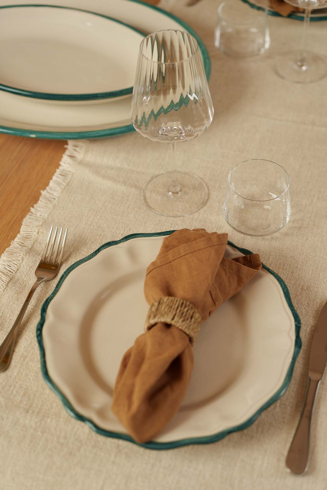 Håndmalt italiensk keramikktallerken med personlig design fra Amalfi