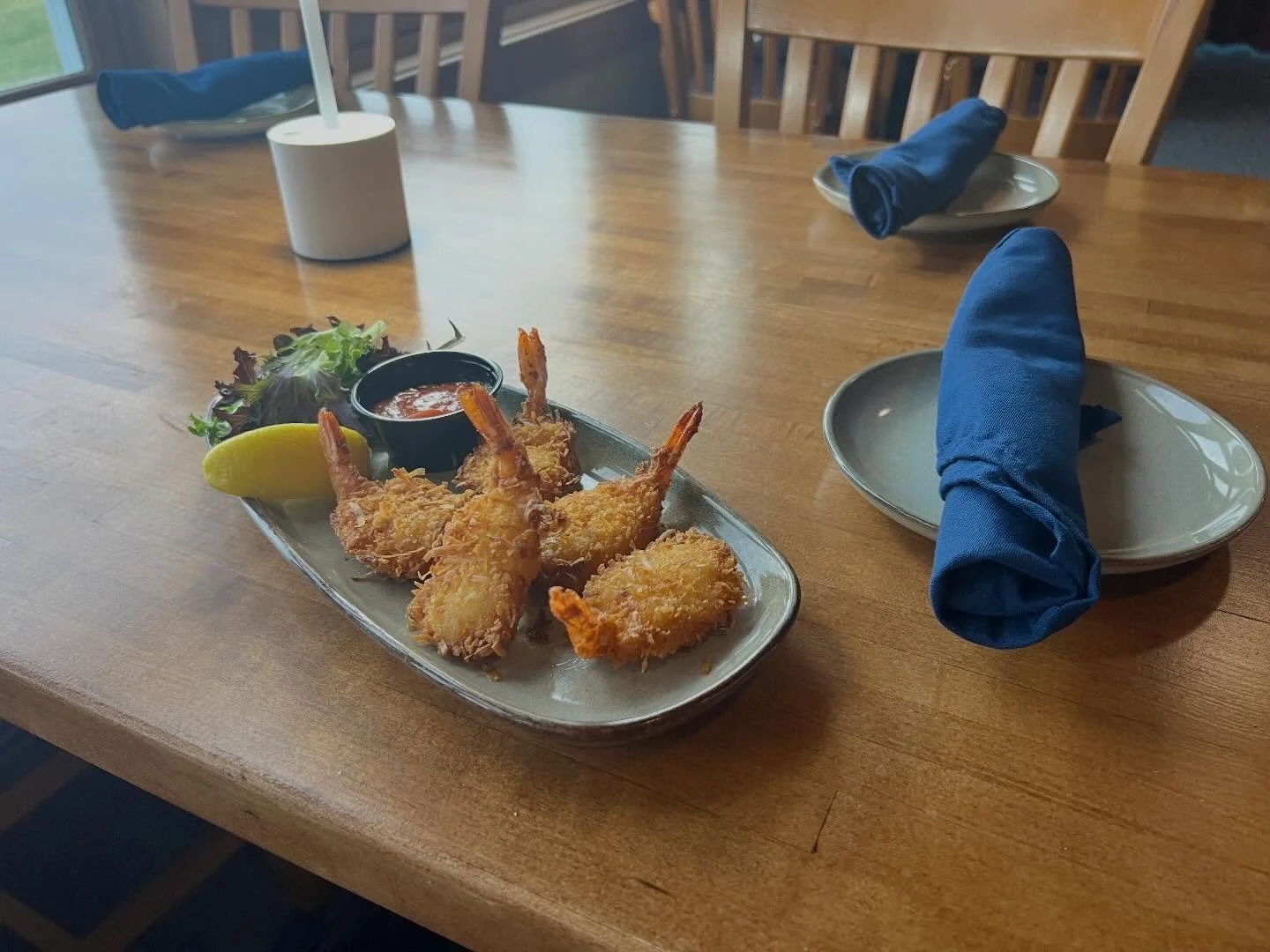 Last night to get The Pub&rsquo;s &ldquo;Current&rdquo; Selections. 

Dinner served 5pm-9pm (Sunday May 3)

Come dine with us, order online or give us a call to place a to go order.

#thepubonmadelineisland #dinnerspecials #islandvibes
