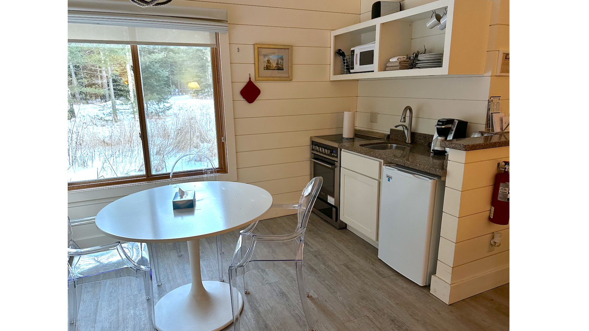 kitchenette flip.png