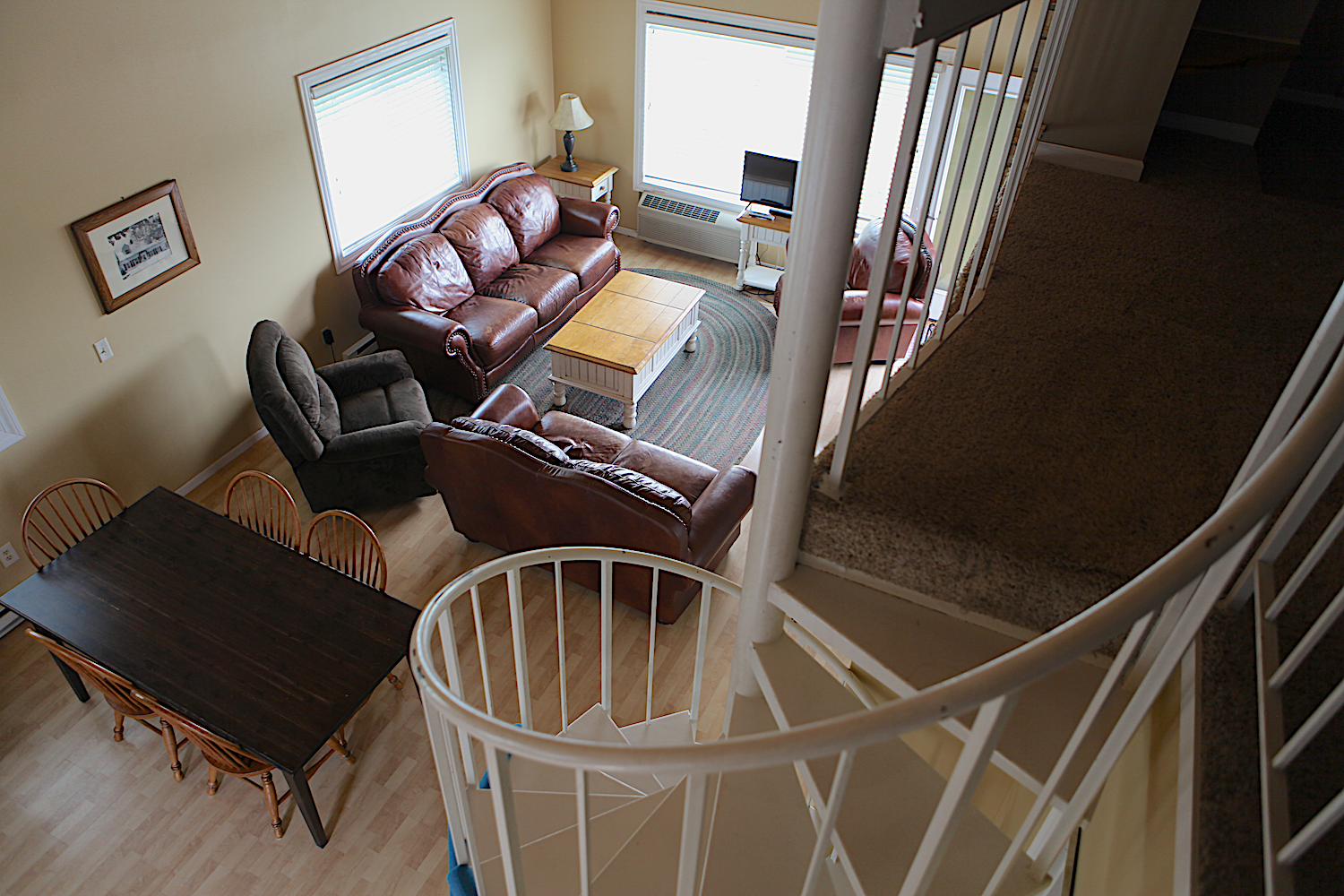 living dining from loft 504a.png