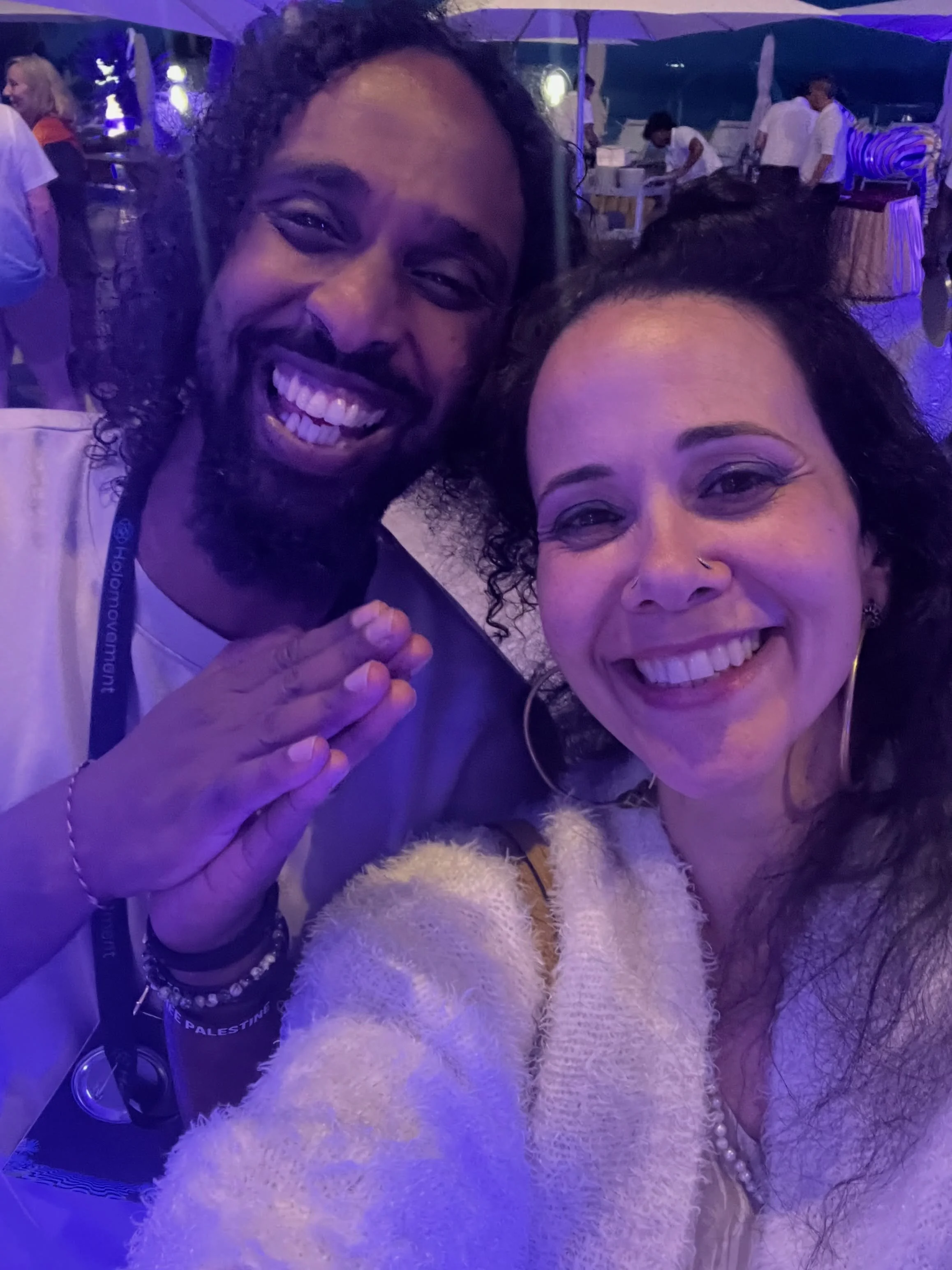 Currently at the HOLOMOVEMENT Wave happening in Portugal this weekend , and feeling so grateful to be amongst visionaries , leaders and future makers !
To top the experience , I had an epic Fan moment with DJ Taz Rashid who creates epic soundscapes f