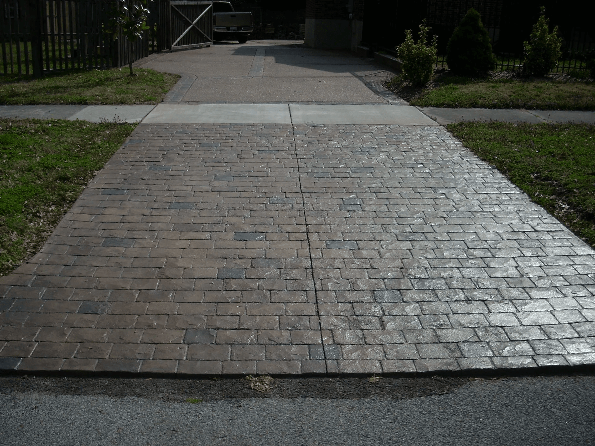 baltz-and-sons-concrete-gallery-driveway(39)-1920w.png