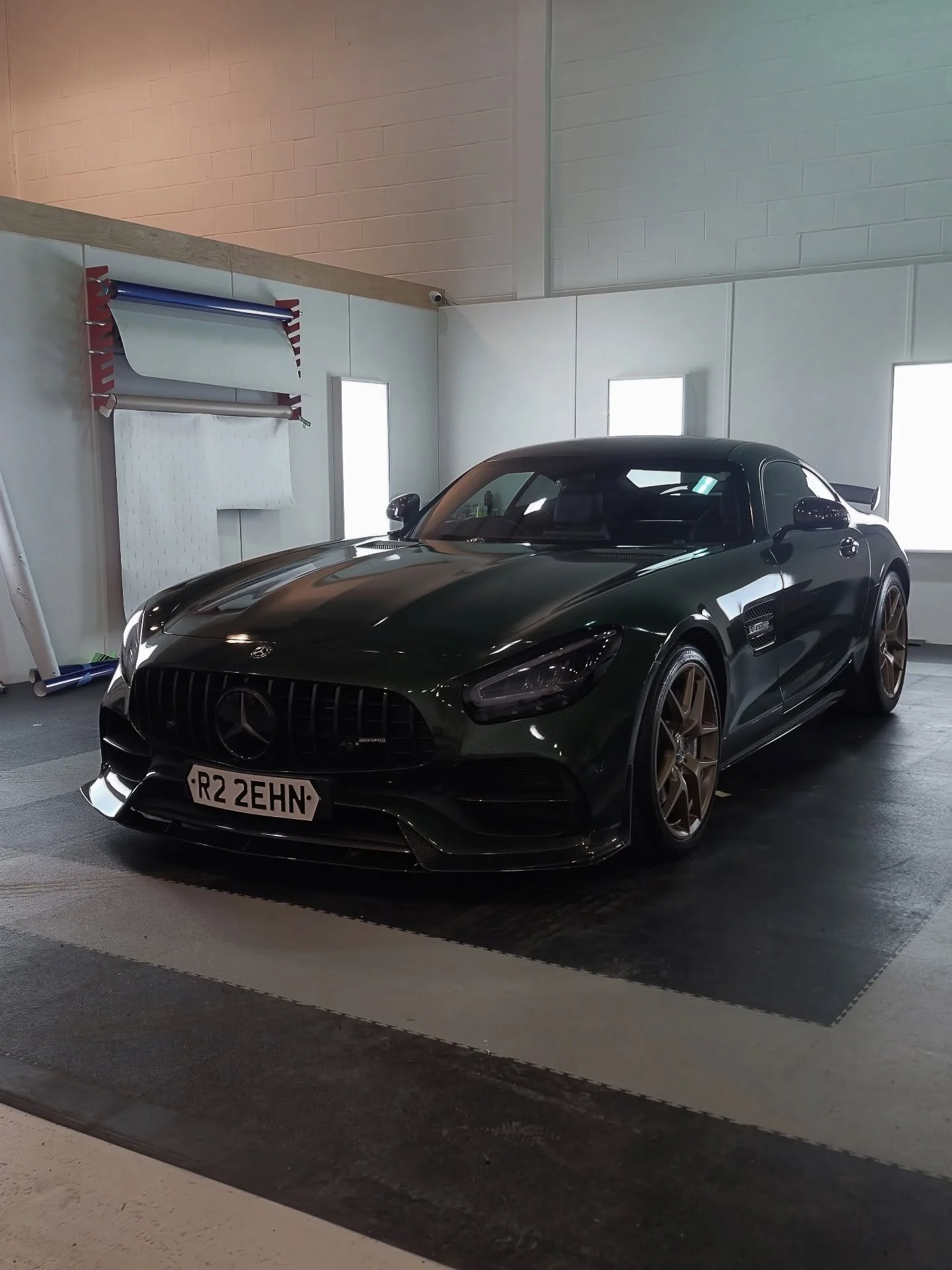 This was another big project we&rsquo;ve been teasing over the past couple of weeks&hellip; and it was worth the wait 👀🔥

We had this stunning Mercedes AMG GT in for a full custom digital print Green Carbon Fibre wrap, and the transformation is unr