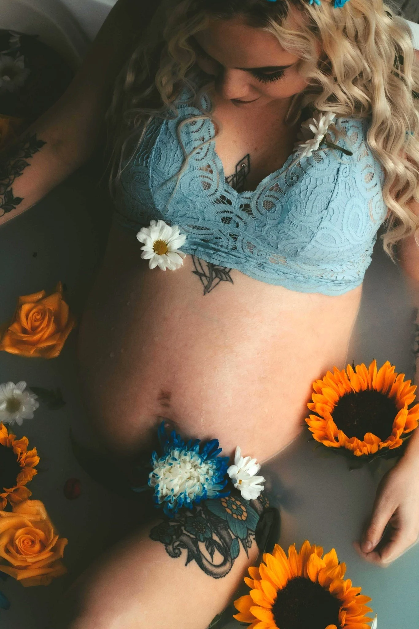 oregon-maternity-milk-bath-photography.jpg
