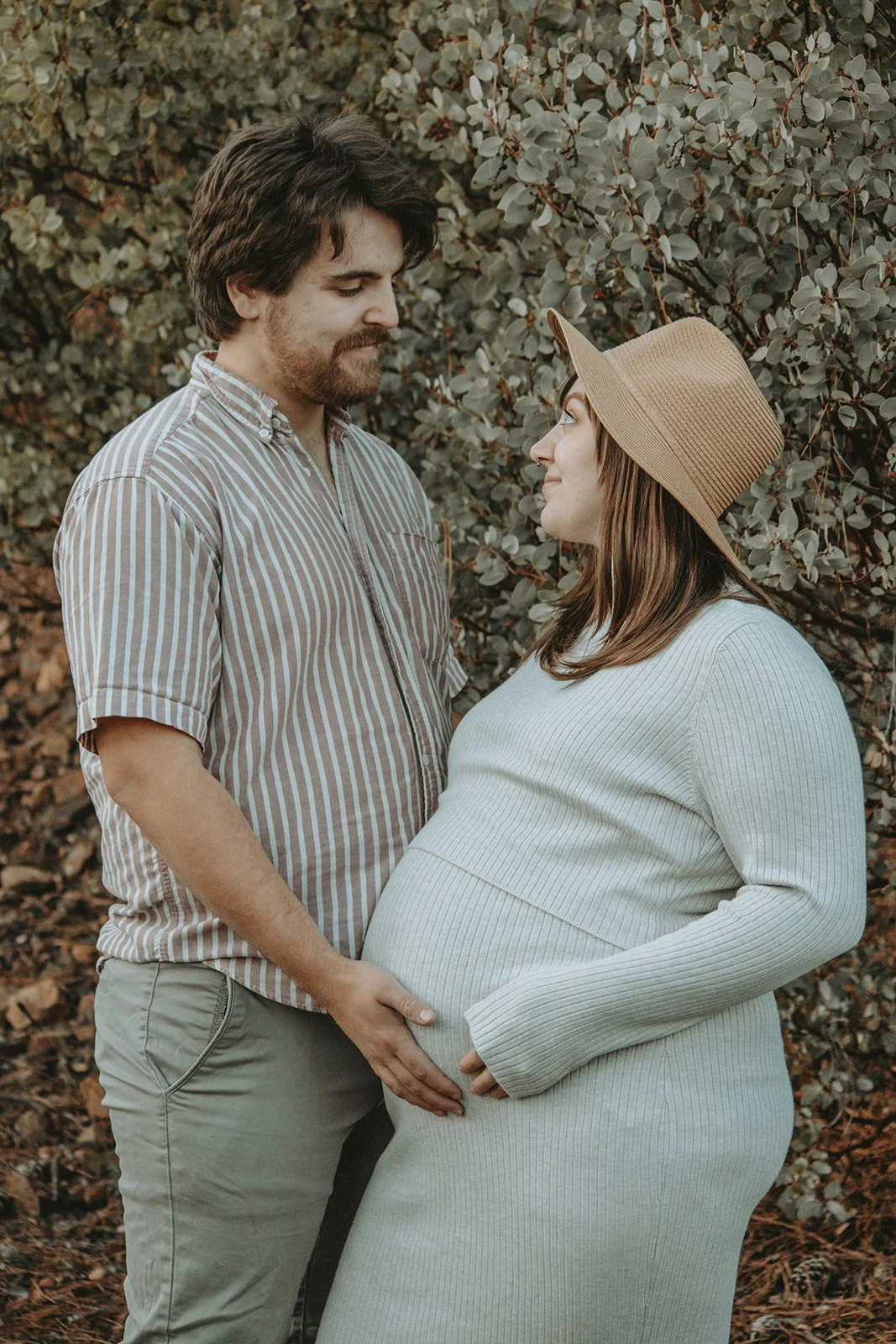 oregon-maternity-couple-photography.jpg