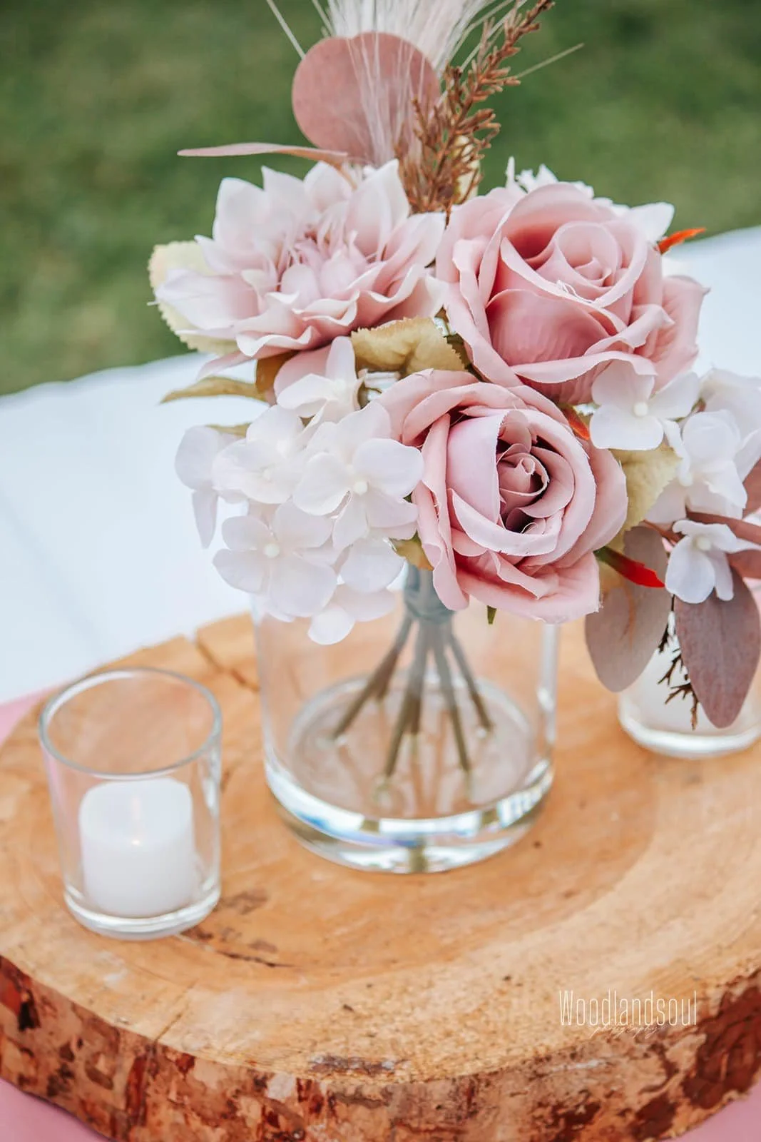 oregon-wedding-outdoor-details.jpg