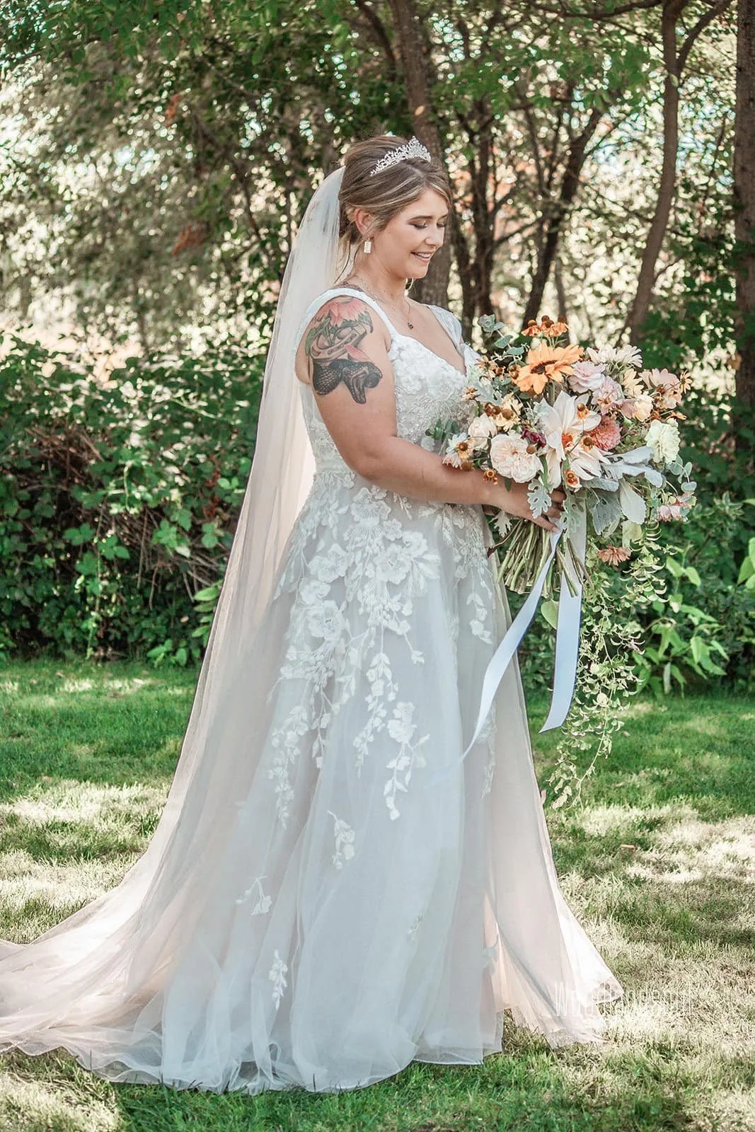 oregon-wedding-bride-forest.jpg