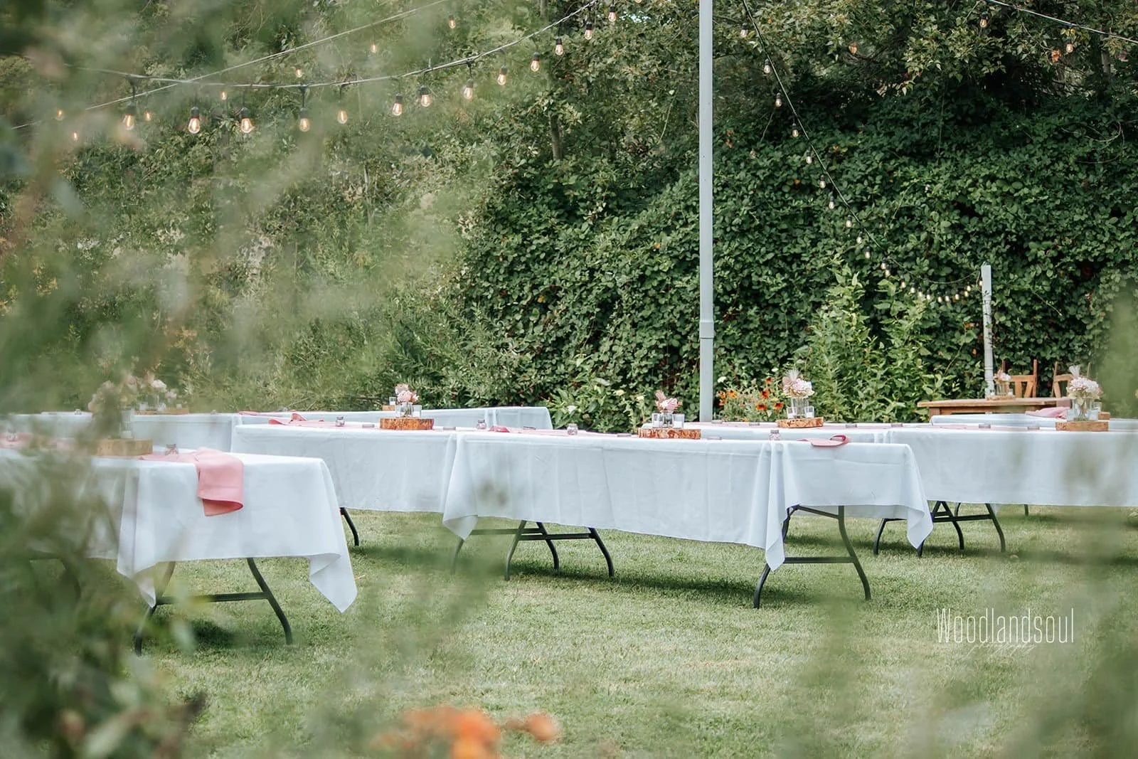 oregon-wedding-outdoor-details.jpg