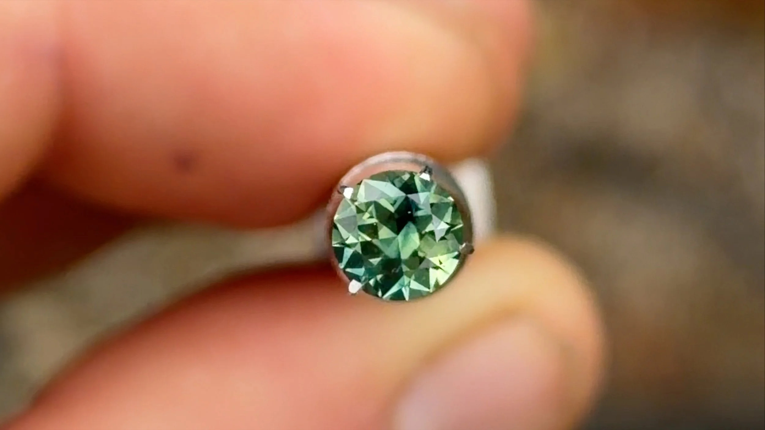 0.86 ct round pati sapphire