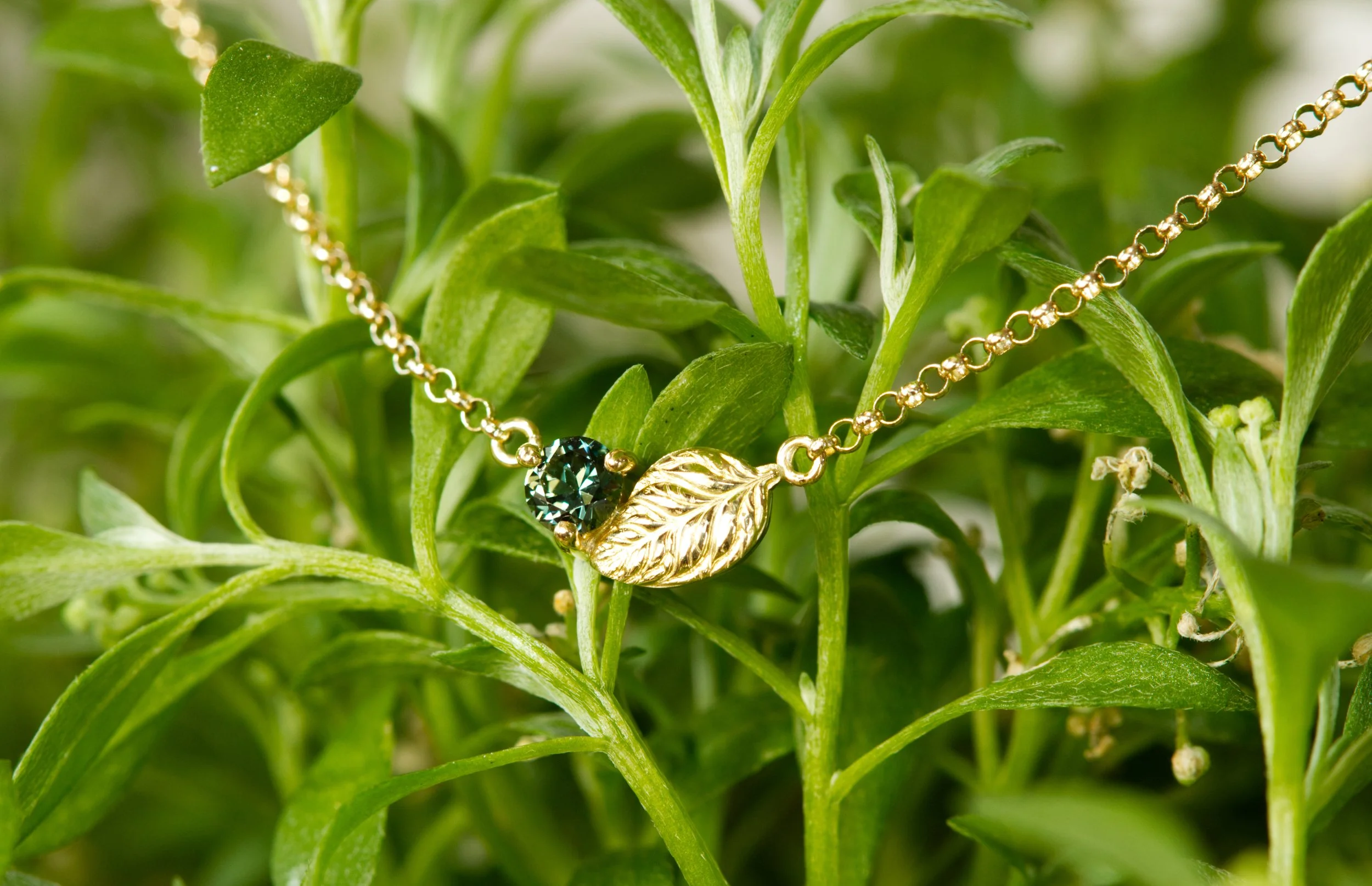 leaf pendant 3.jpg