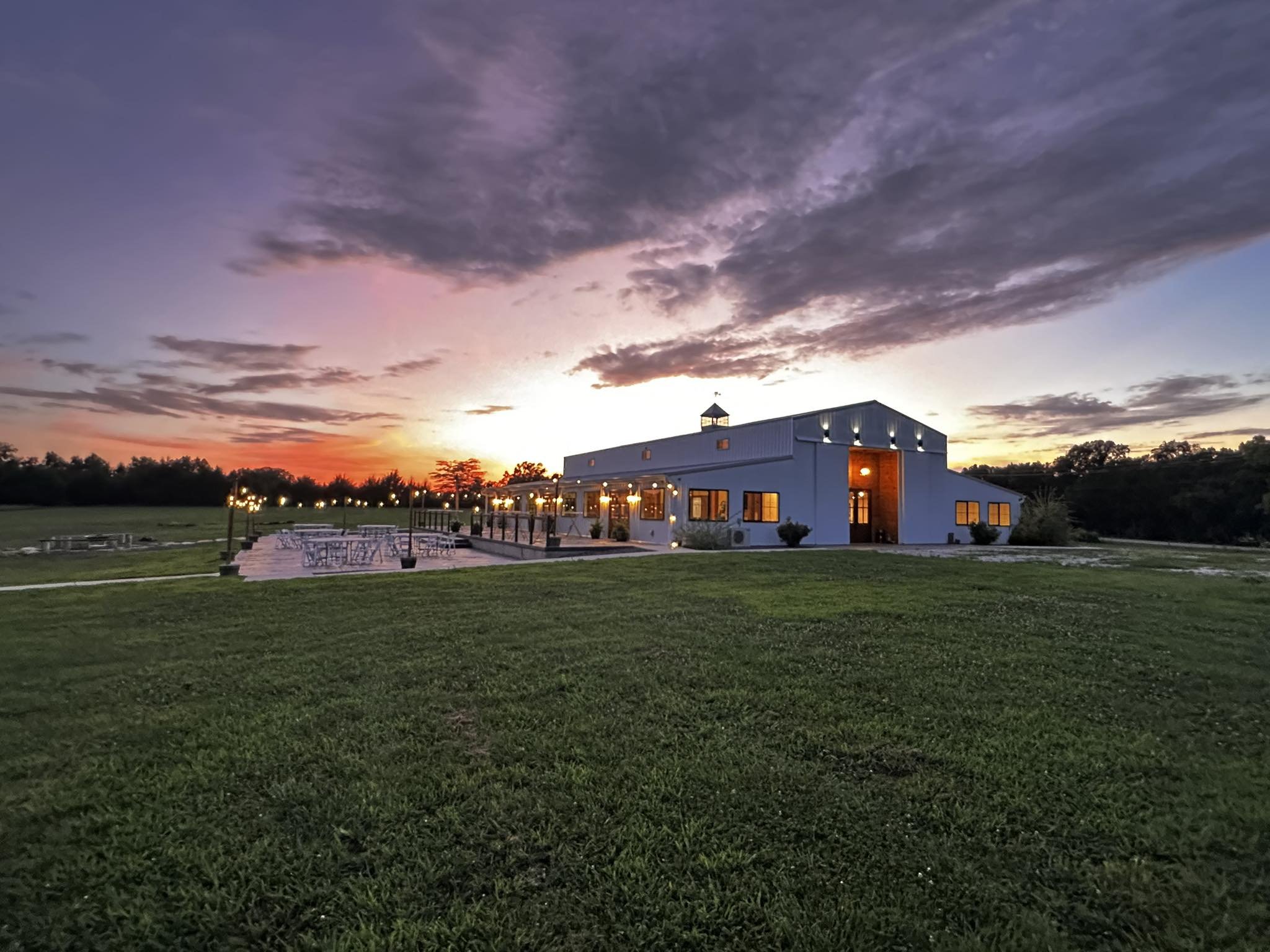 The kind of sunset you’ll never forget at Berkshire Ridge.