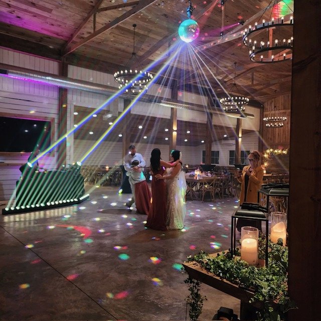 wedding-venue-st-louis-with-a-disco-ball-unique-experience.JPG