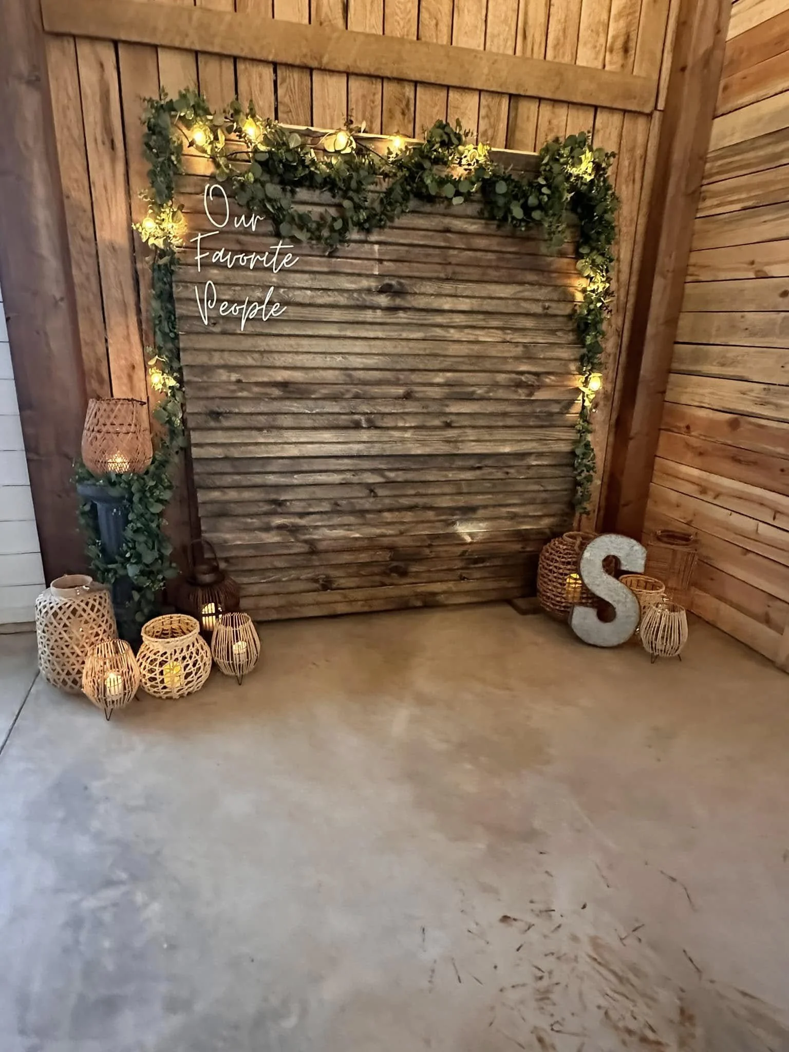 Photo wooden wall.jpg