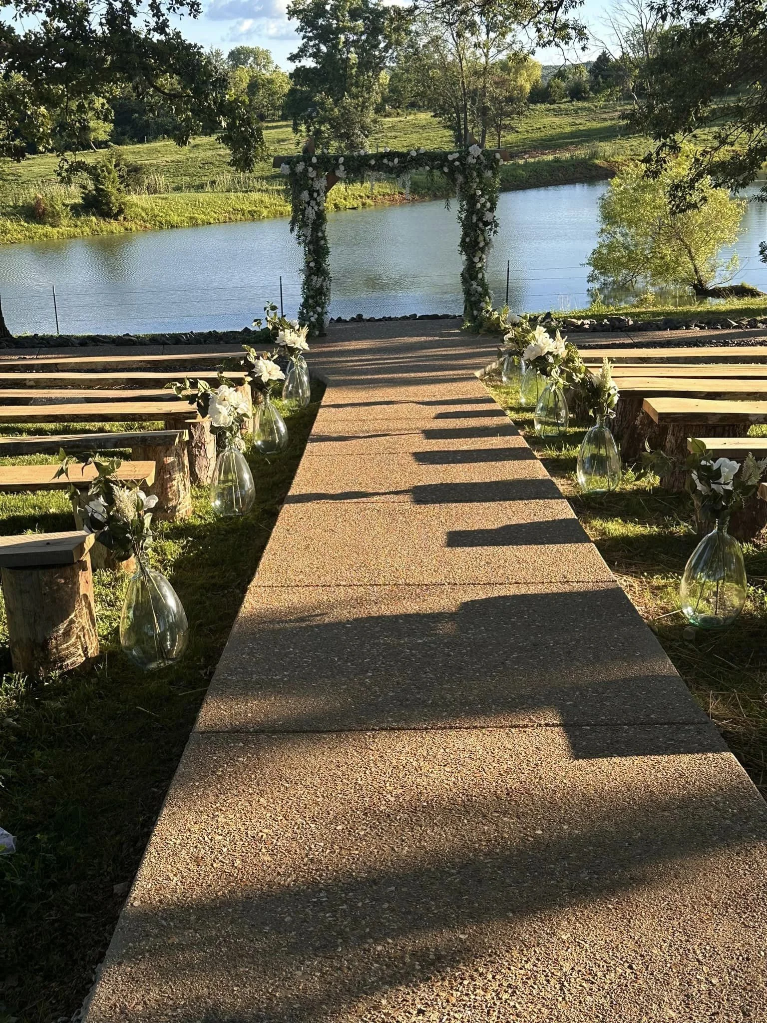 br vases to arbor w lake.jpg