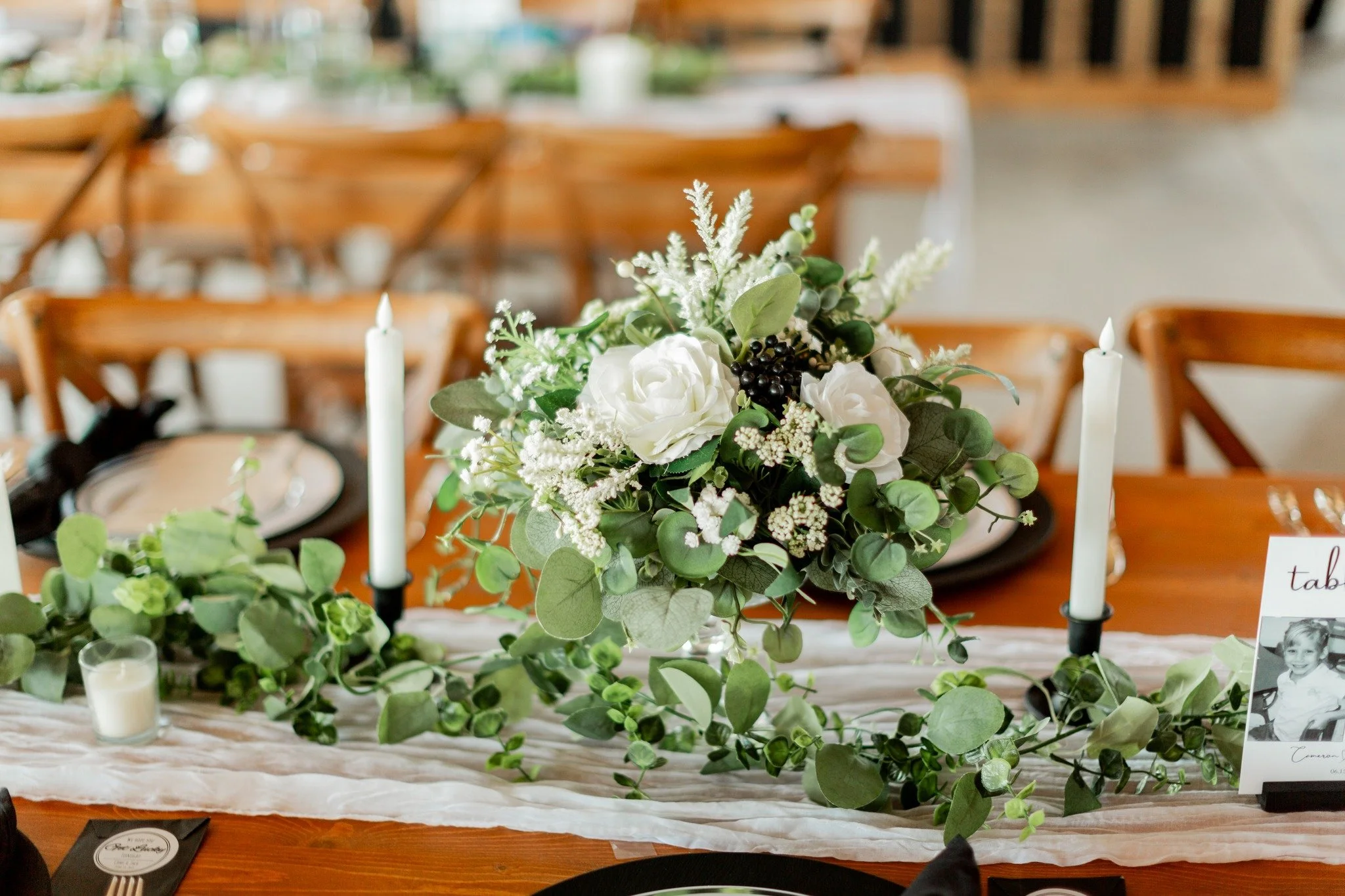 table setting Berkshire Ridge black classic.jpg