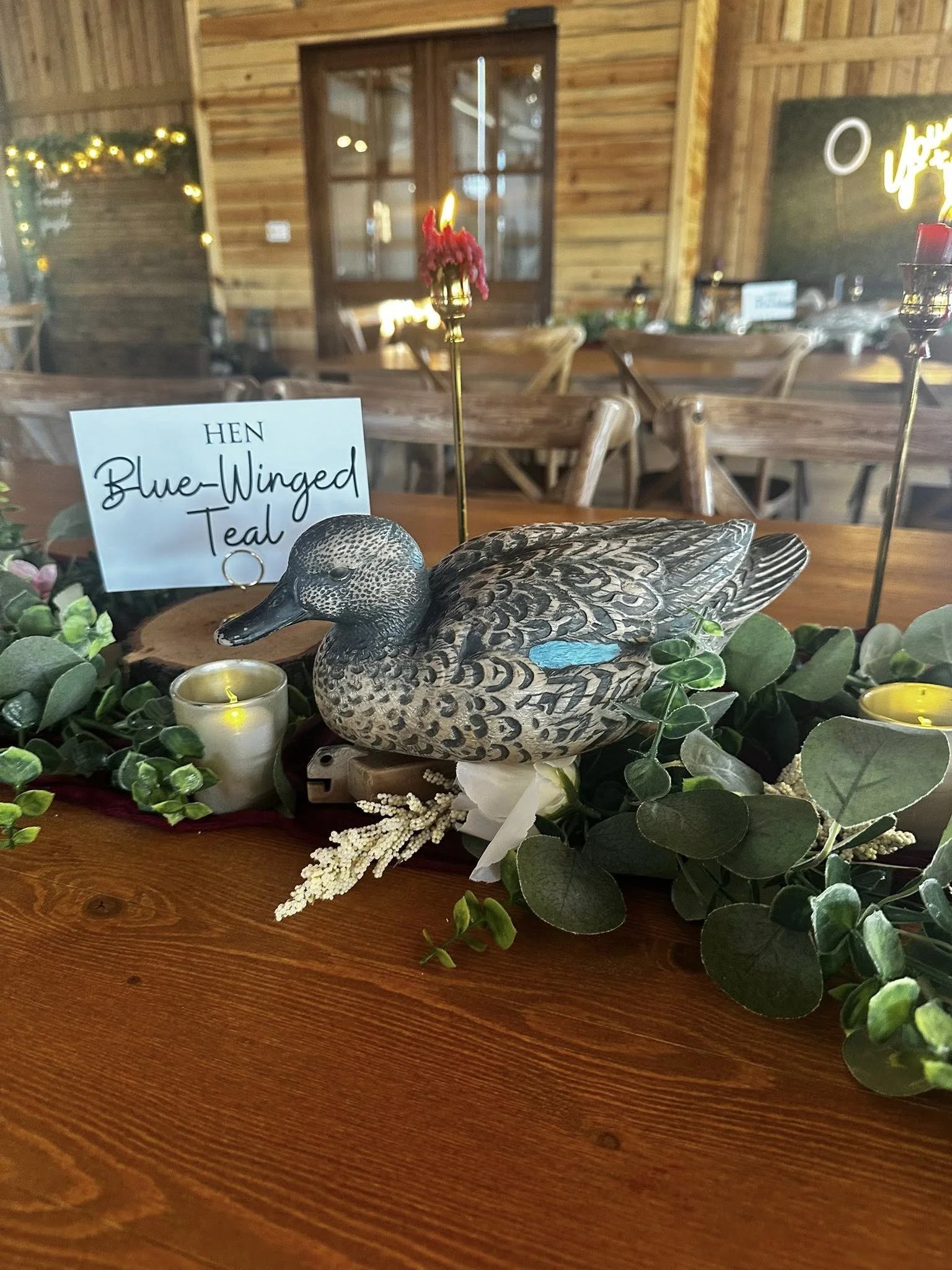 unique table decor at st louis wedding venue