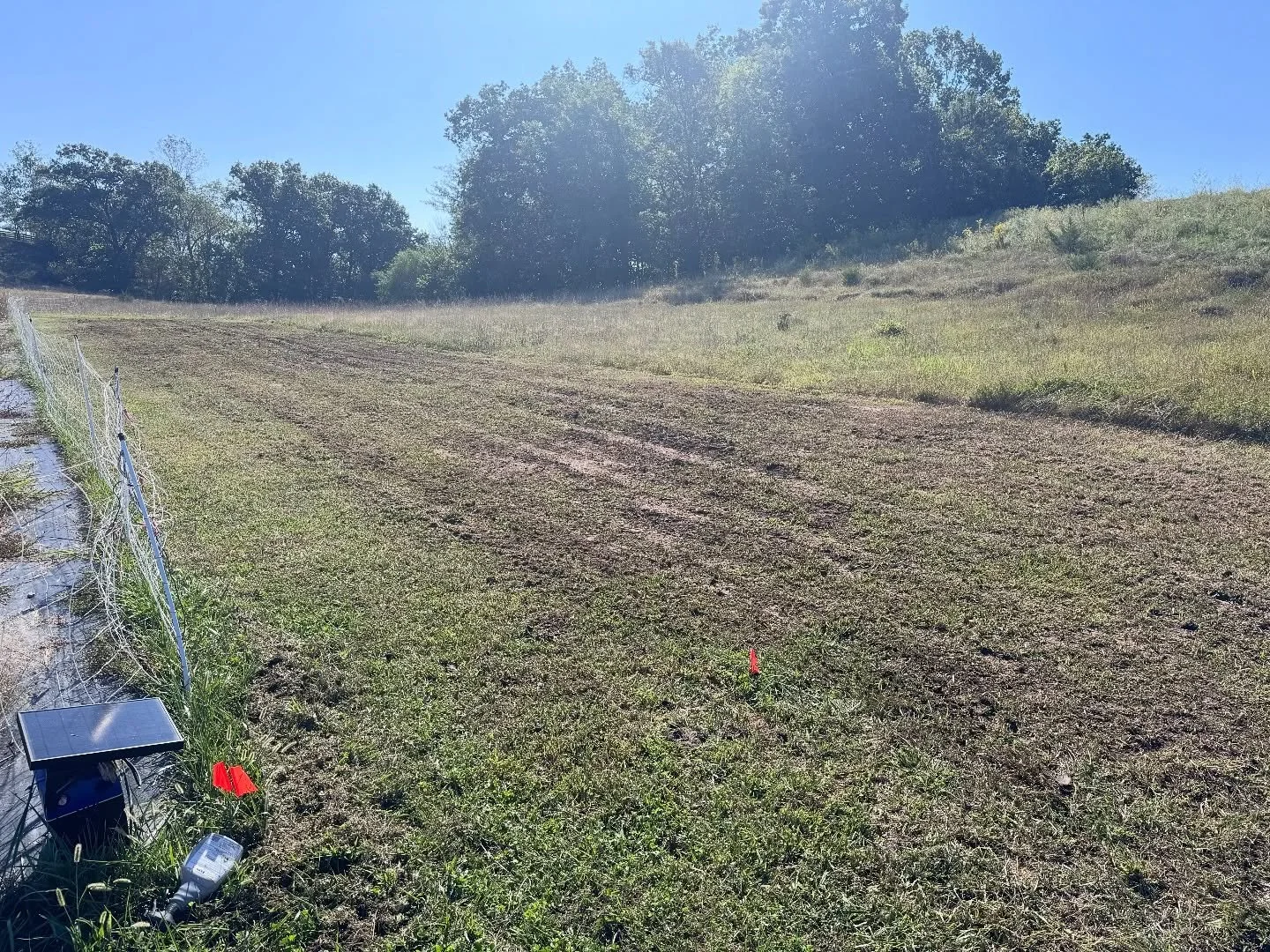 About to get serious about this year&rsquo;s new peony plot. I&rsquo;m transplanting about 100, and adding 120 new roots including some new white and pink varieties to this area. We cleared a huge section that wasn&rsquo;t performing in a low spot th