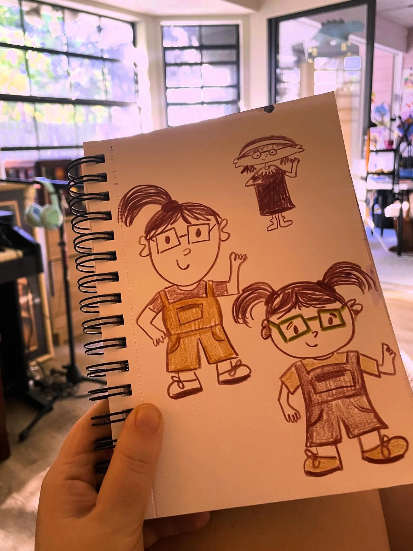 Doing some leisurely morning-after-Halloween doodling from bed ☕️

I think I like these overalls&hellip; 

#sketchbookdrawing #sketcheveryday