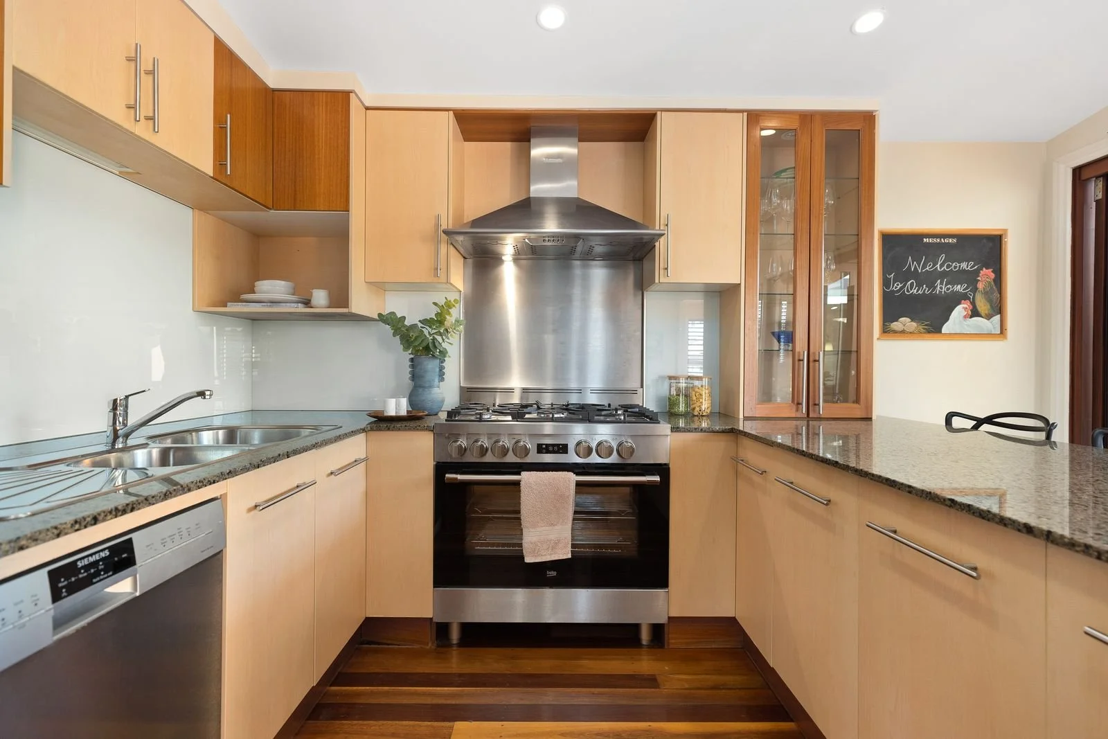 5dce-H2807399-60827462__1667885993-29591-235HARCOURTST-HR-5.jpg
