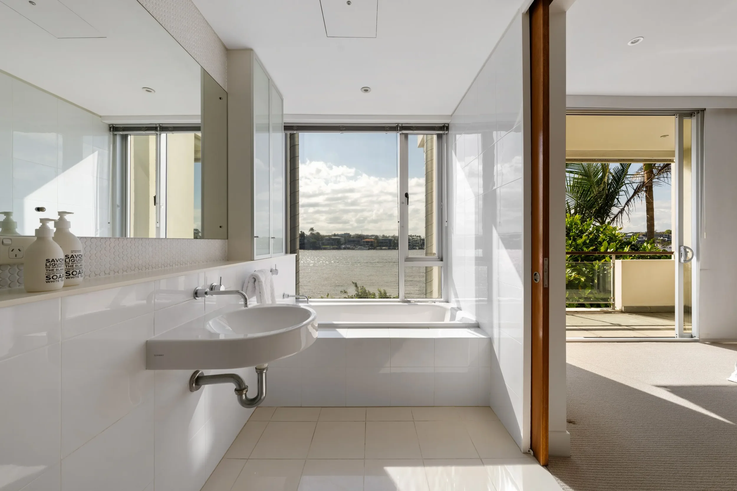 2+63 Macquarie Teneriffe8.webp