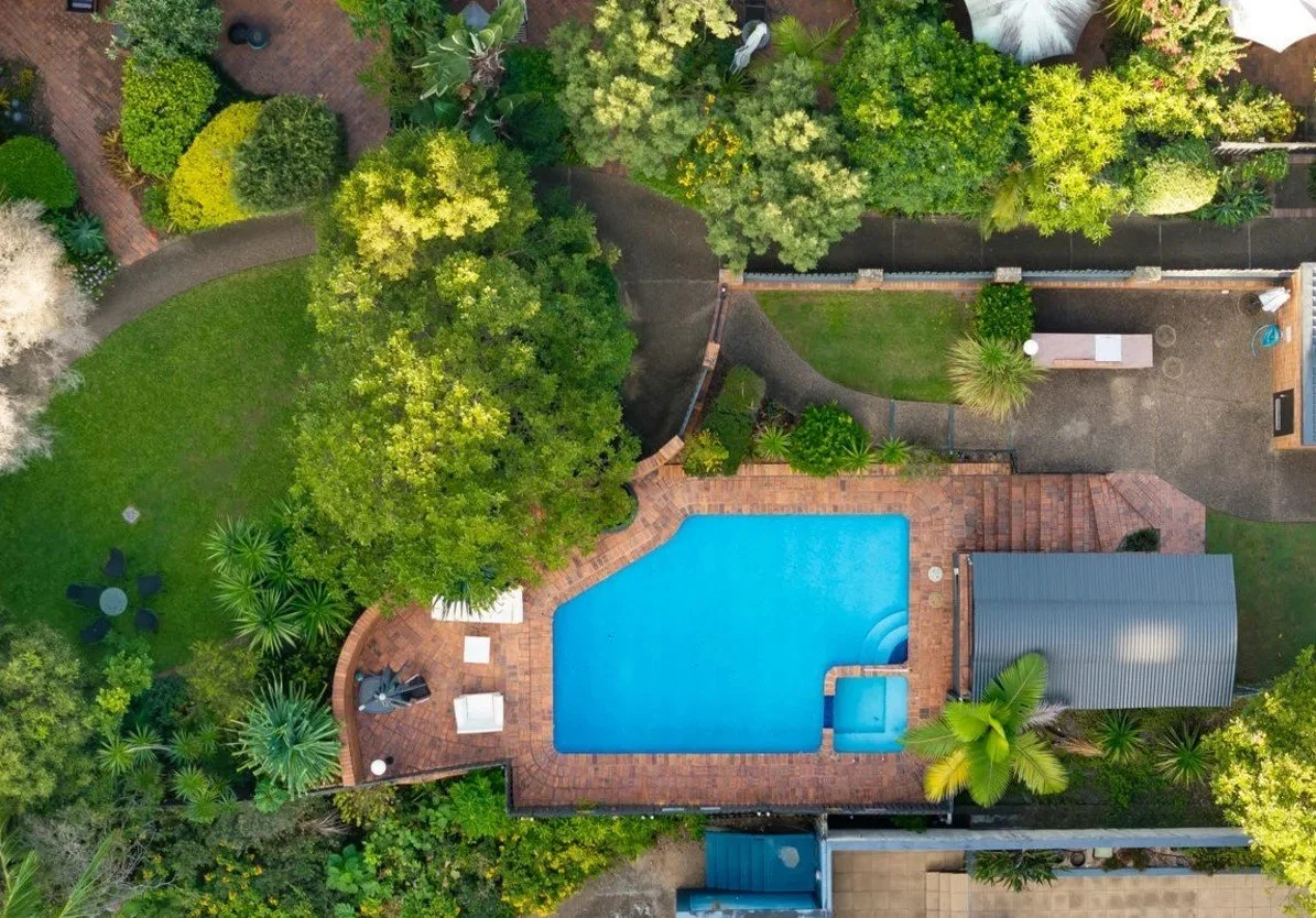 40 Allenby Street, Spring Hill pool aerial.jpg